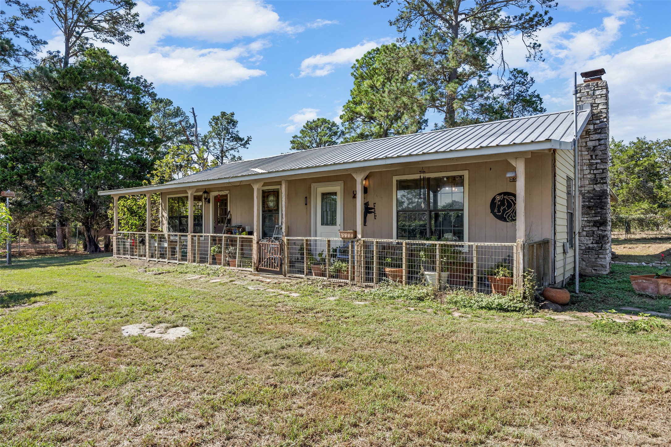 main property photo 29