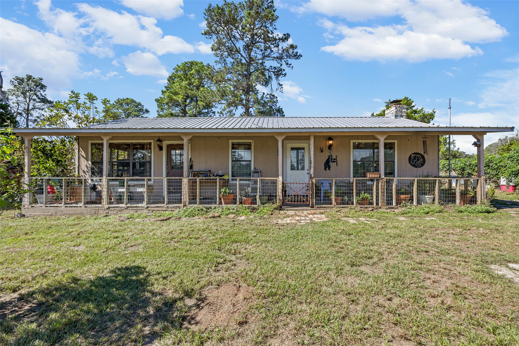 main property photo 30