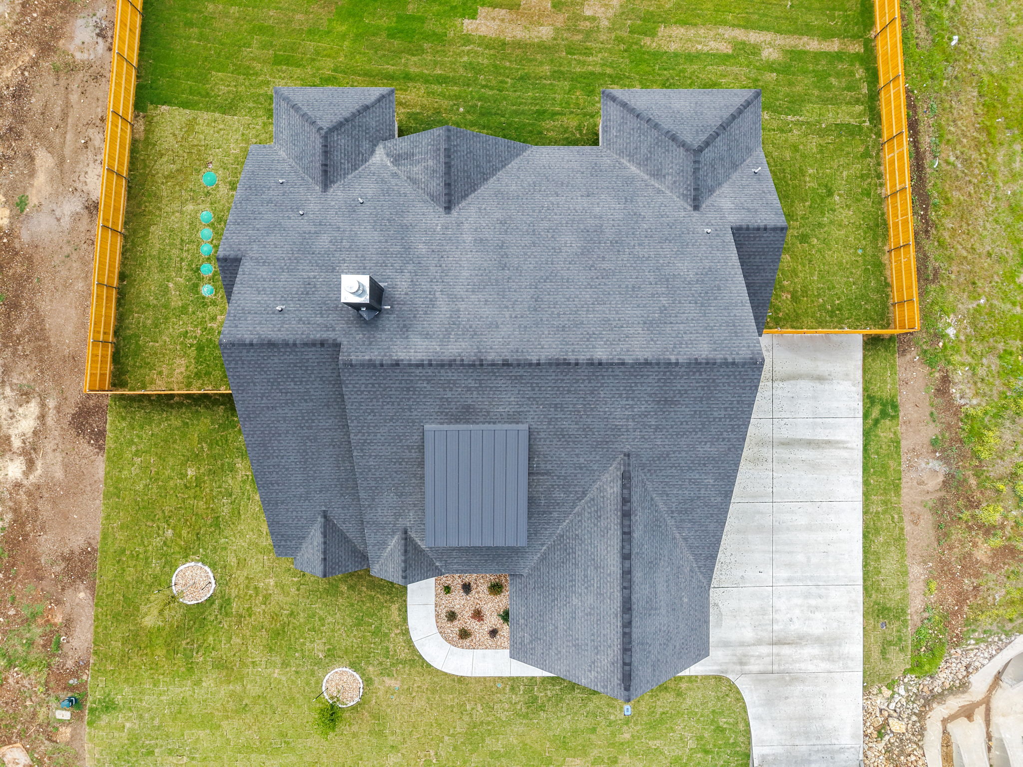 main property photo 39