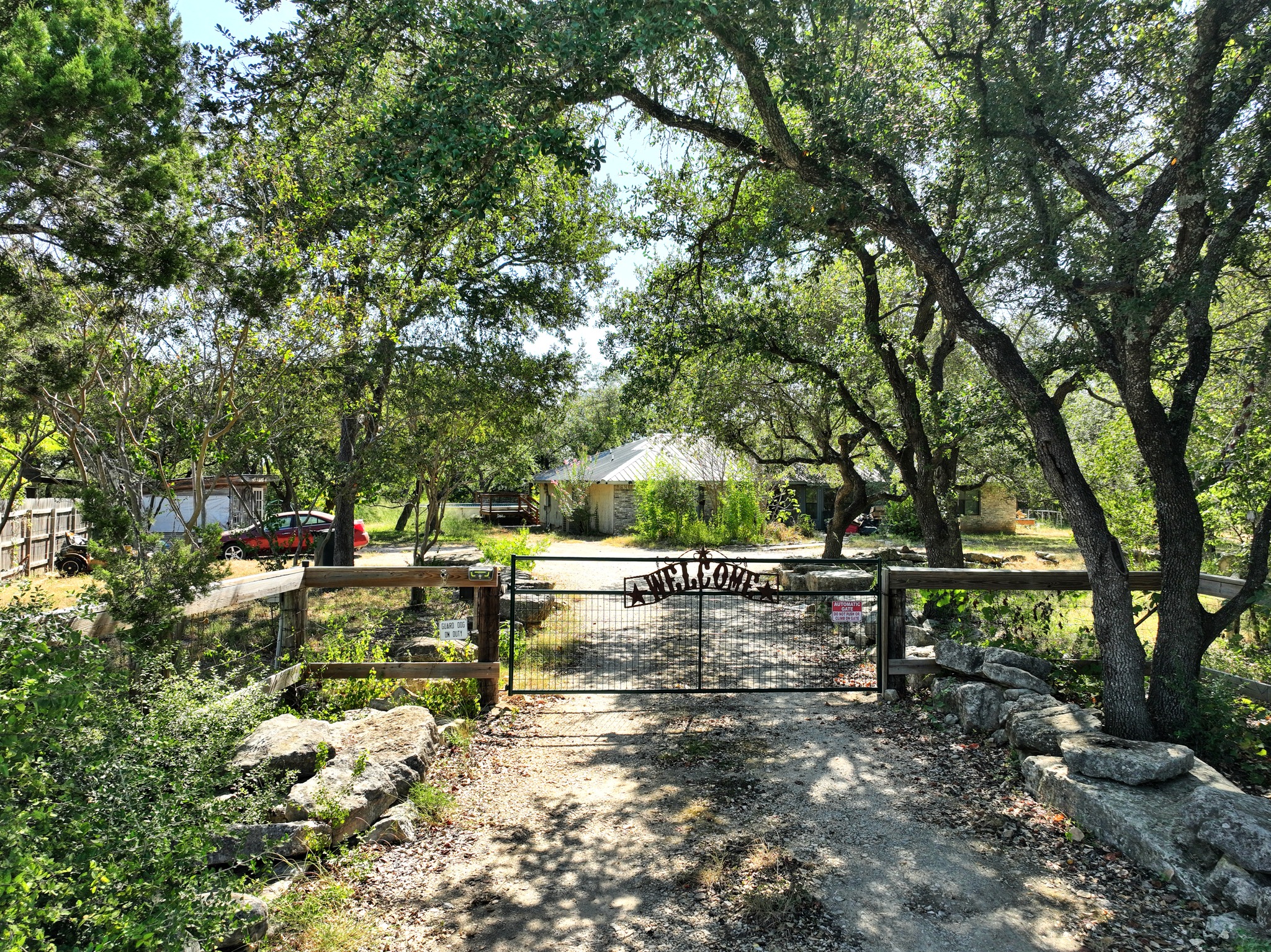 main property photo 6