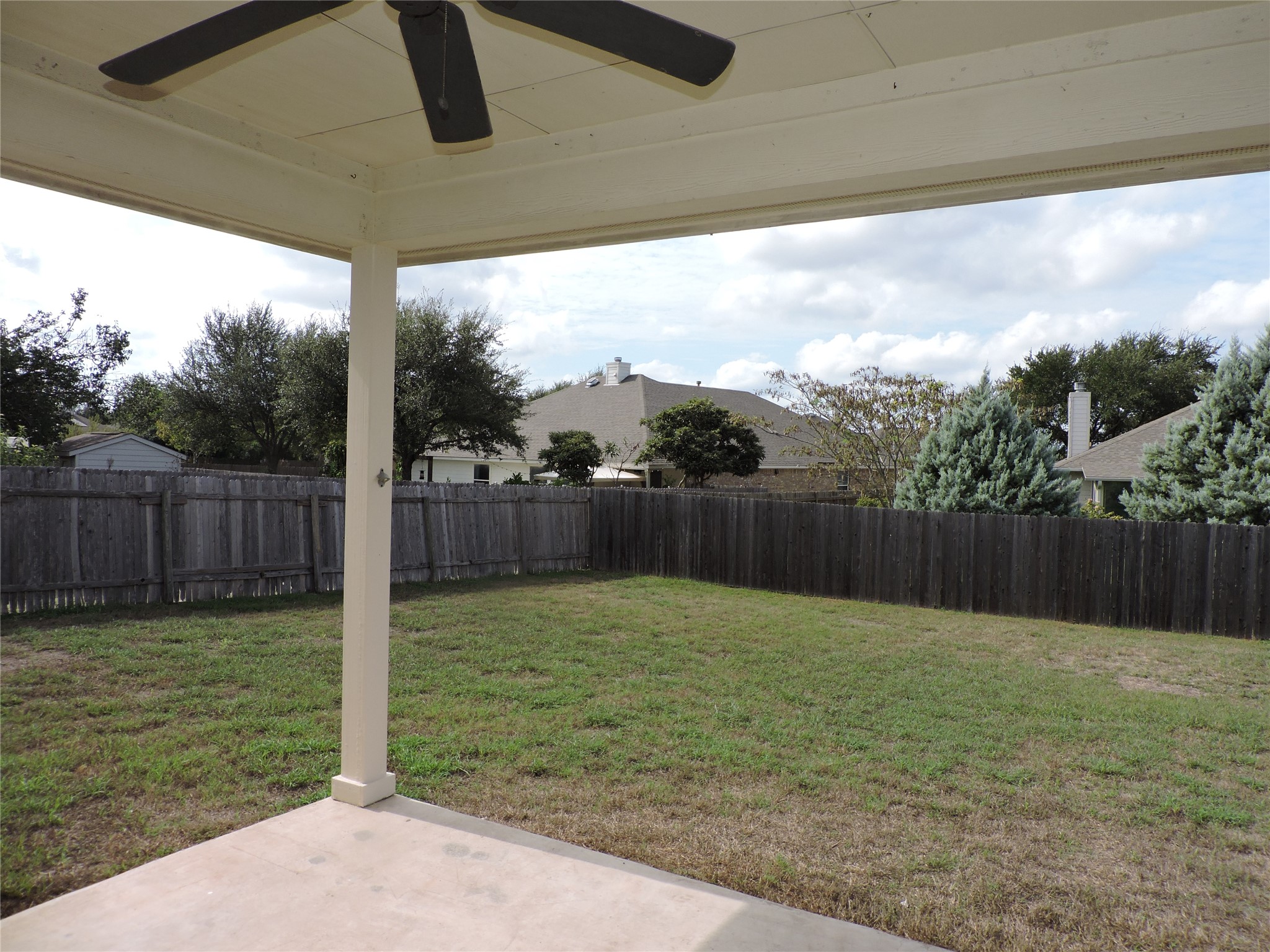 main property photo 23