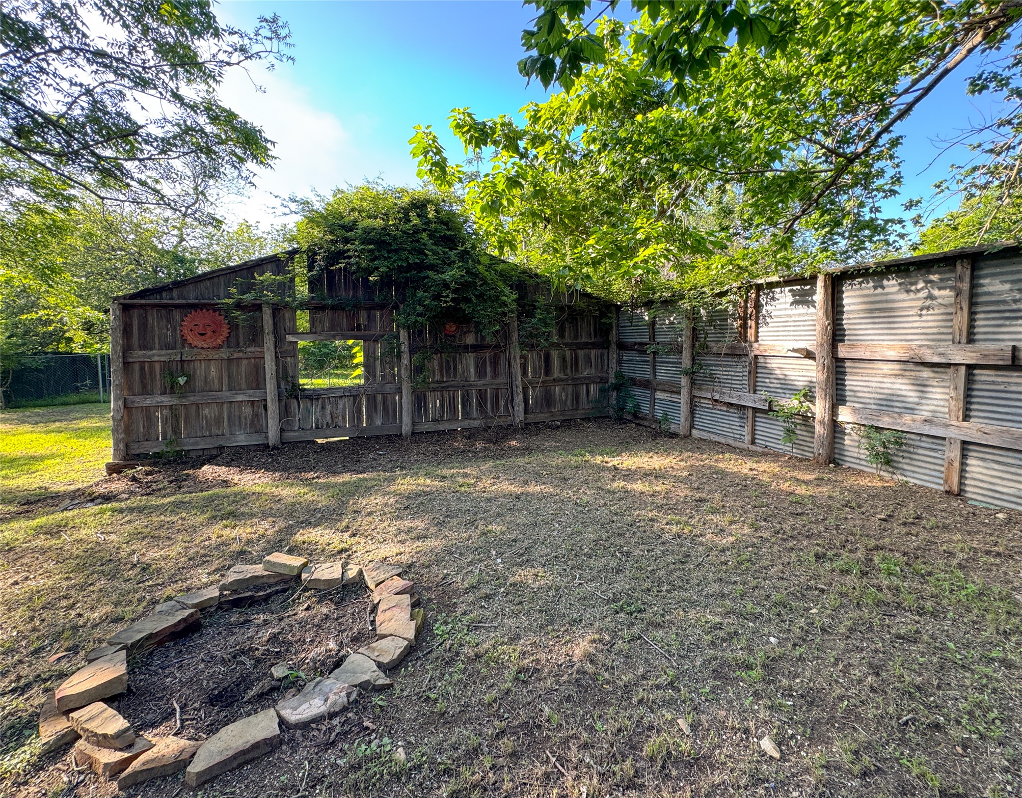 main property photo 35