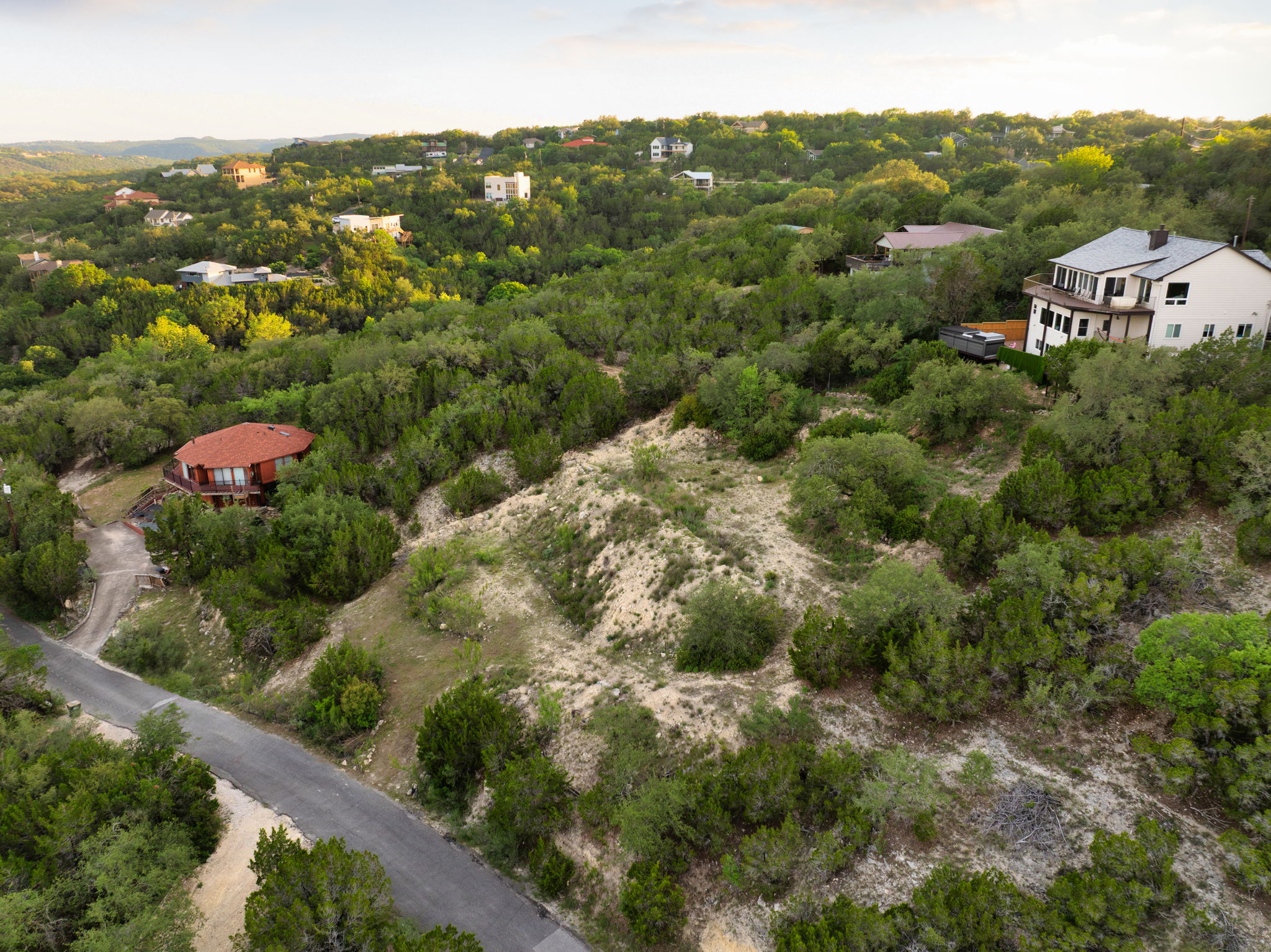 main property photo 16