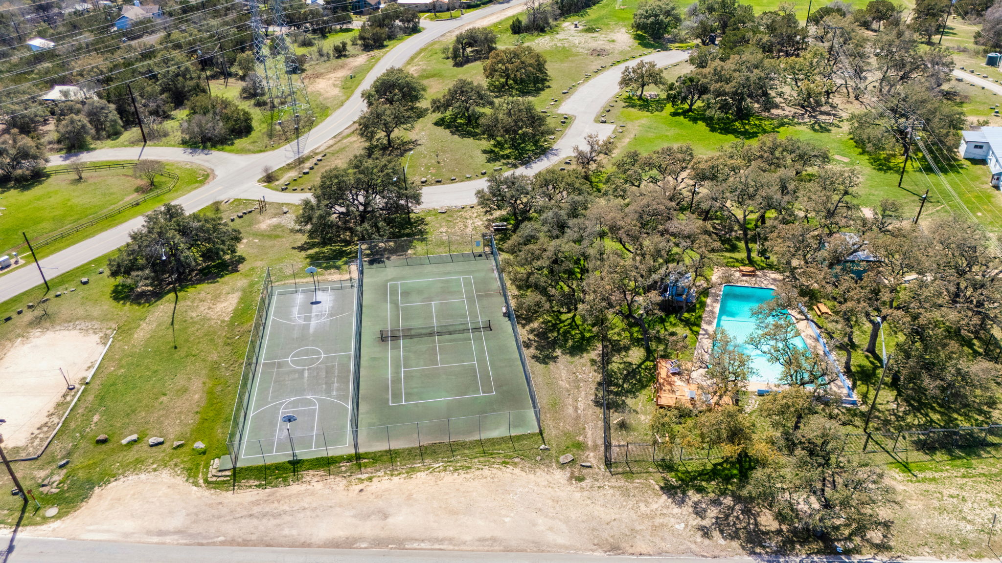 main property photo 35