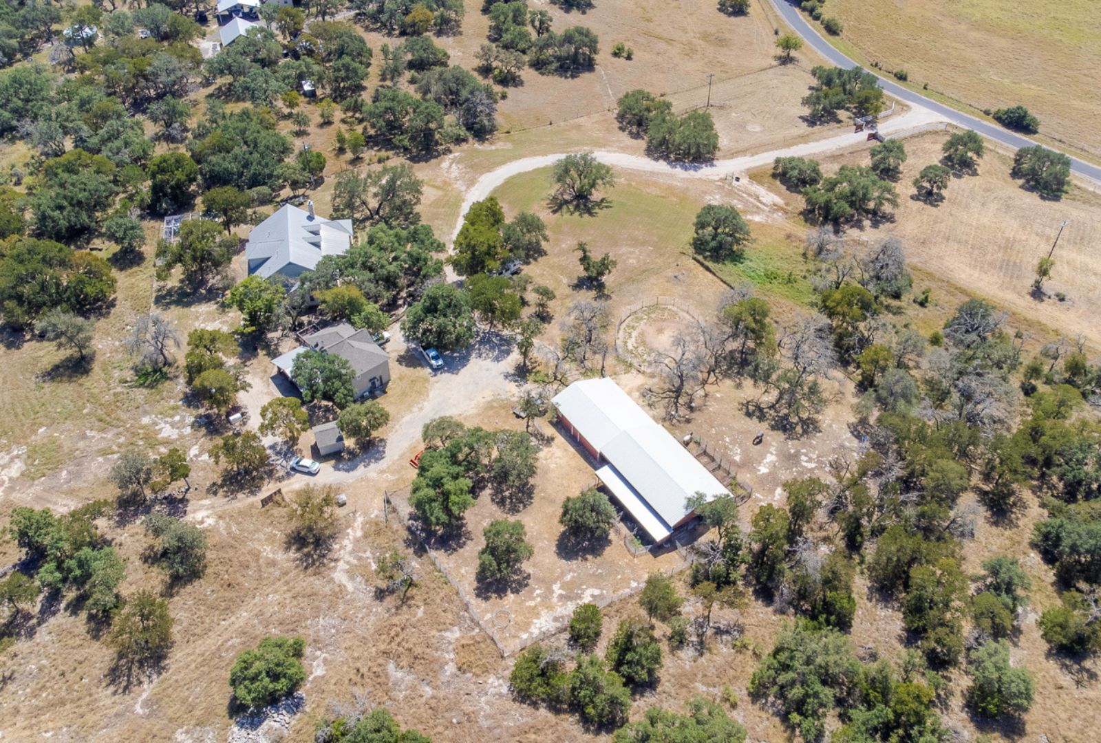 main property photo 31