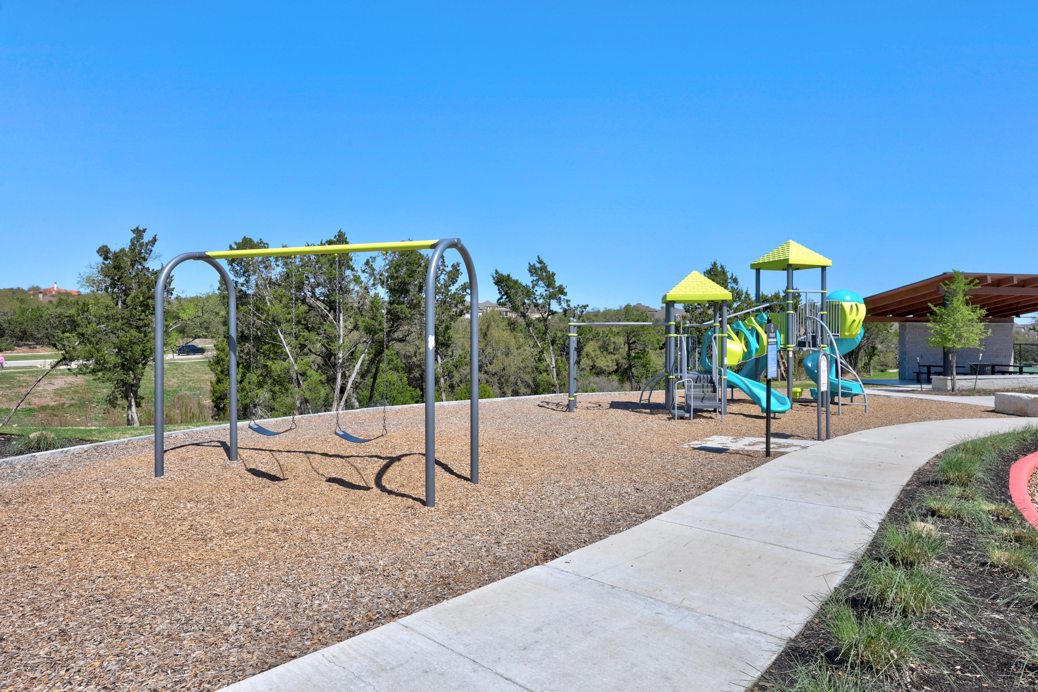 main property photo 34