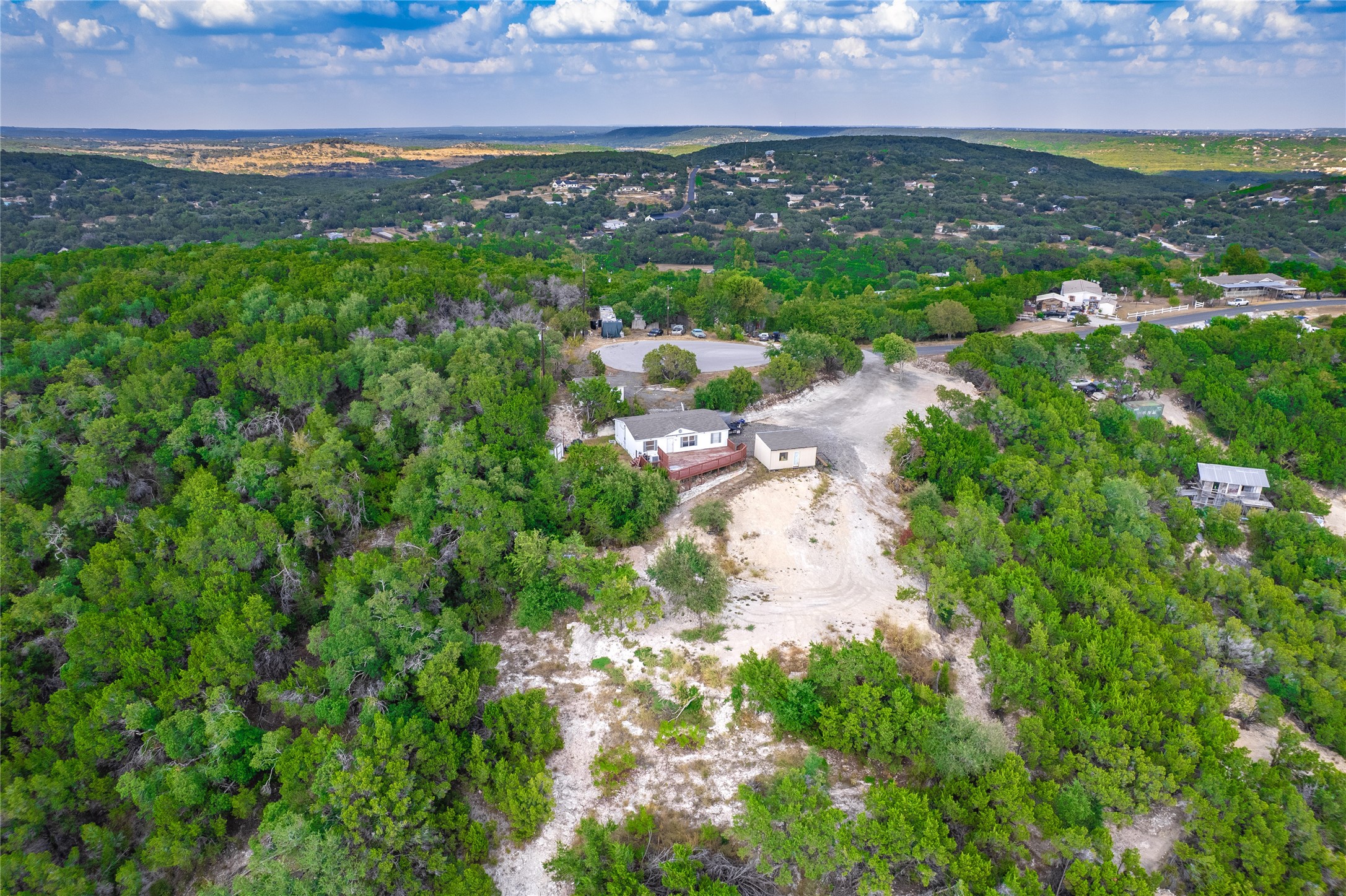 main property photo 37