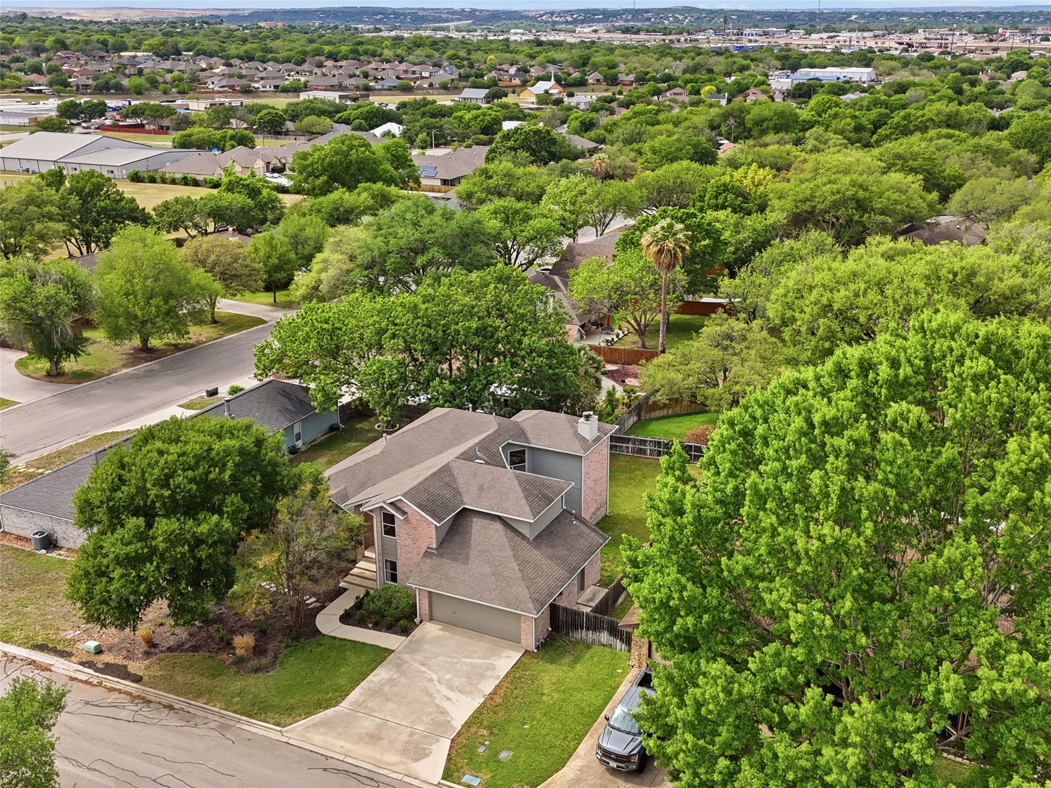 main property photo 33