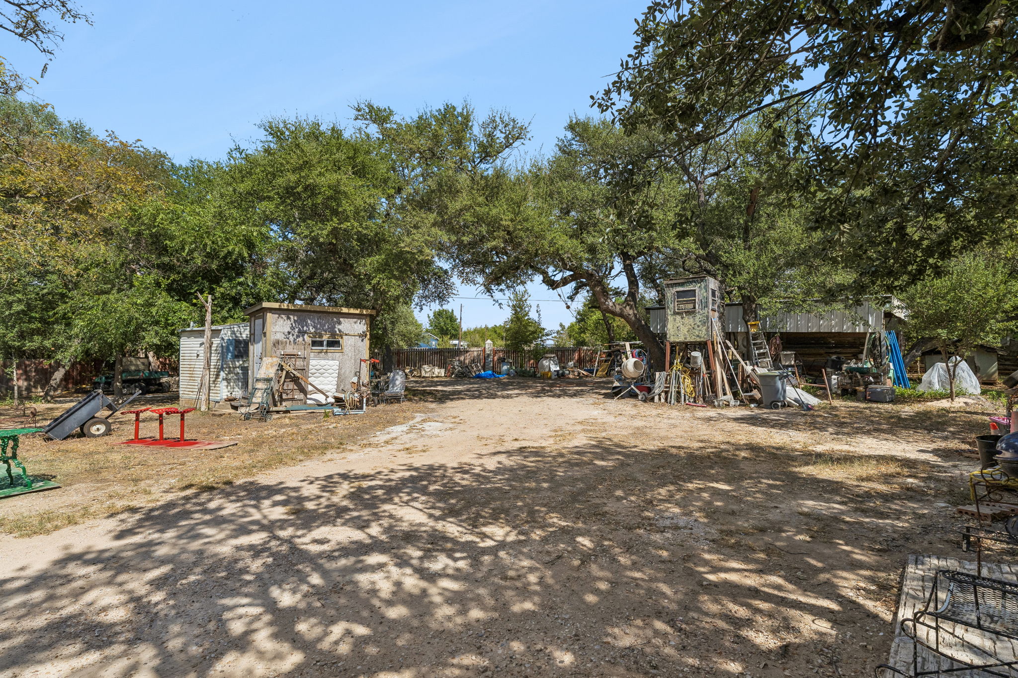 main property photo 10