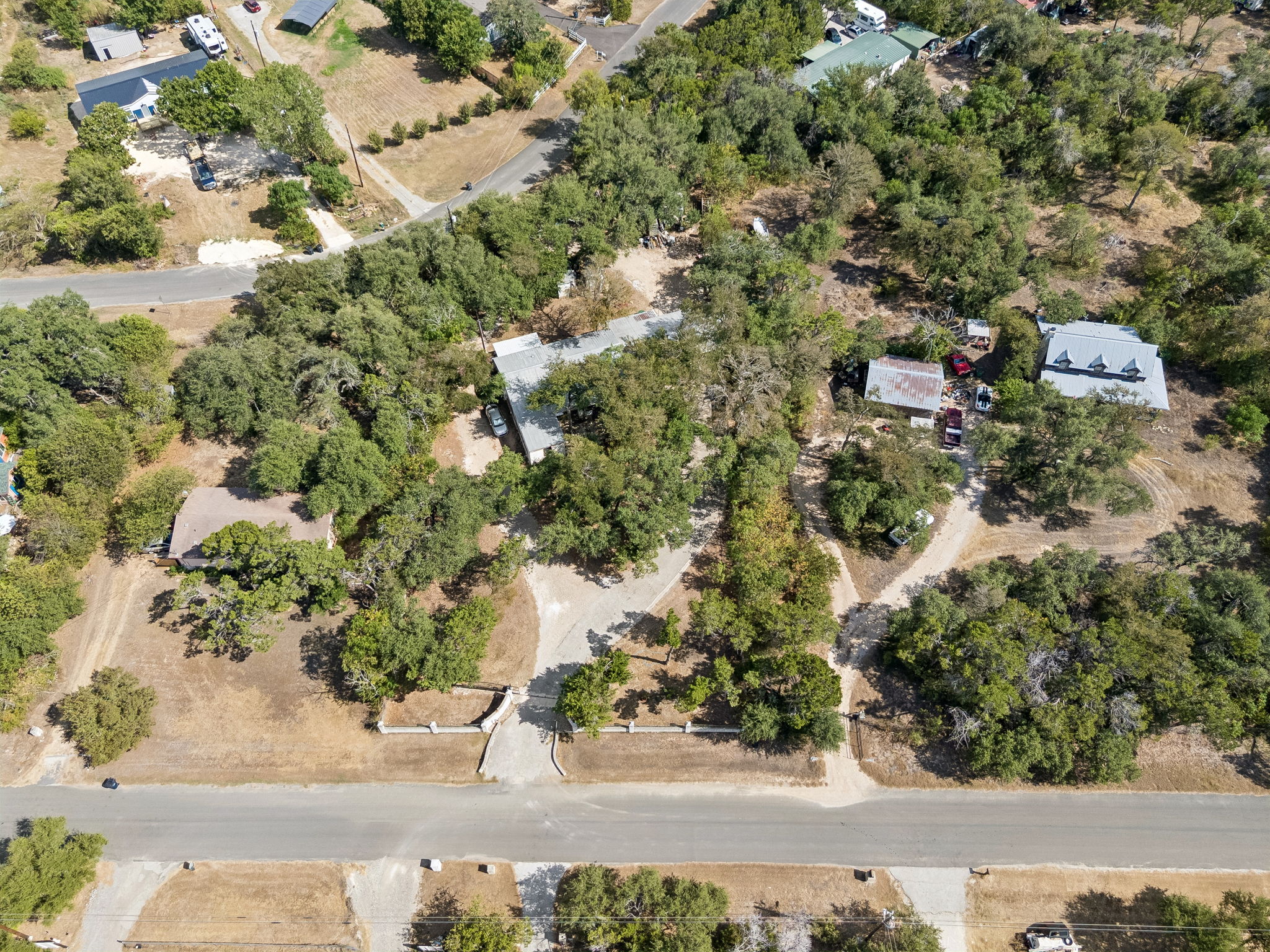 main property photo 23