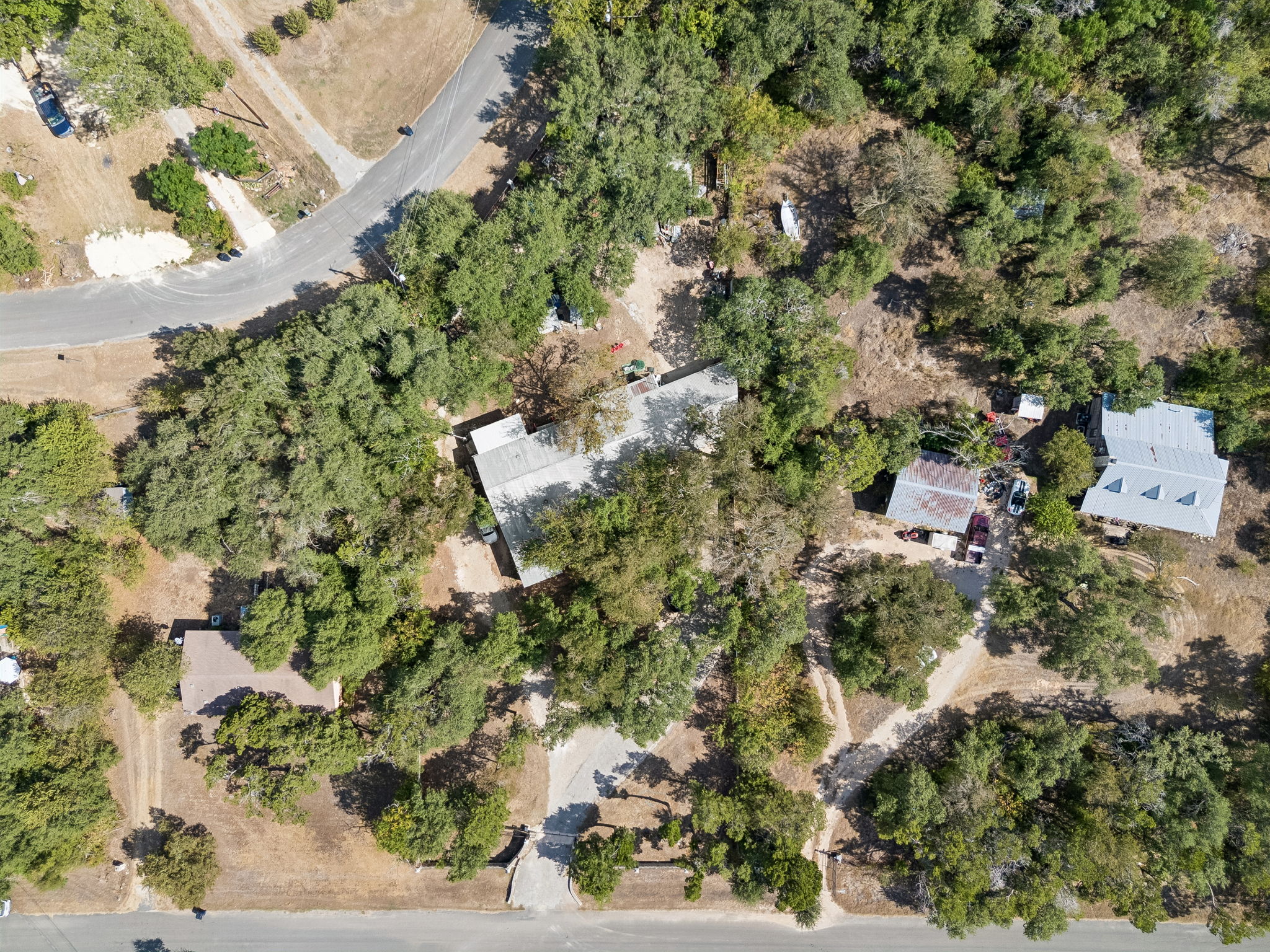 main property photo 24