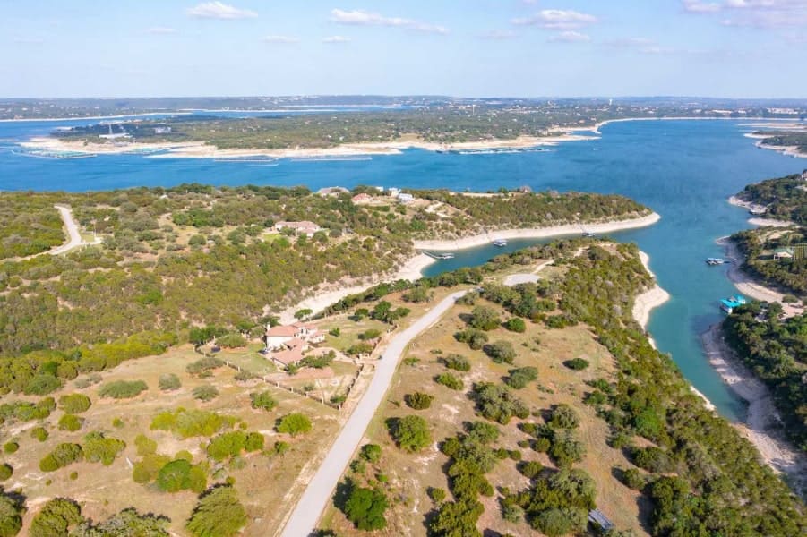 main property photo 19