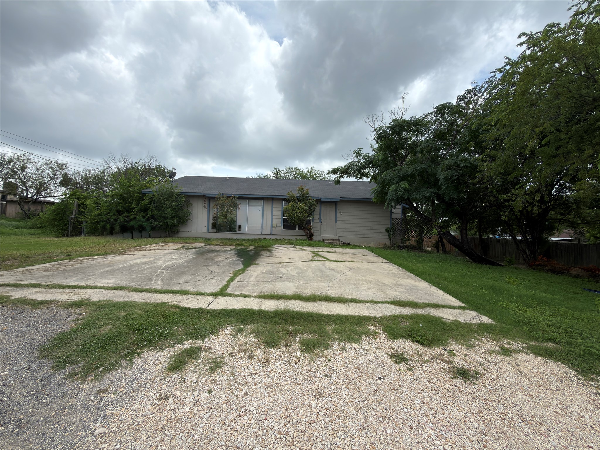 main property photo 6