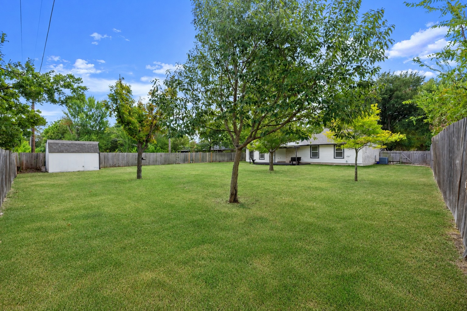main property photo 20