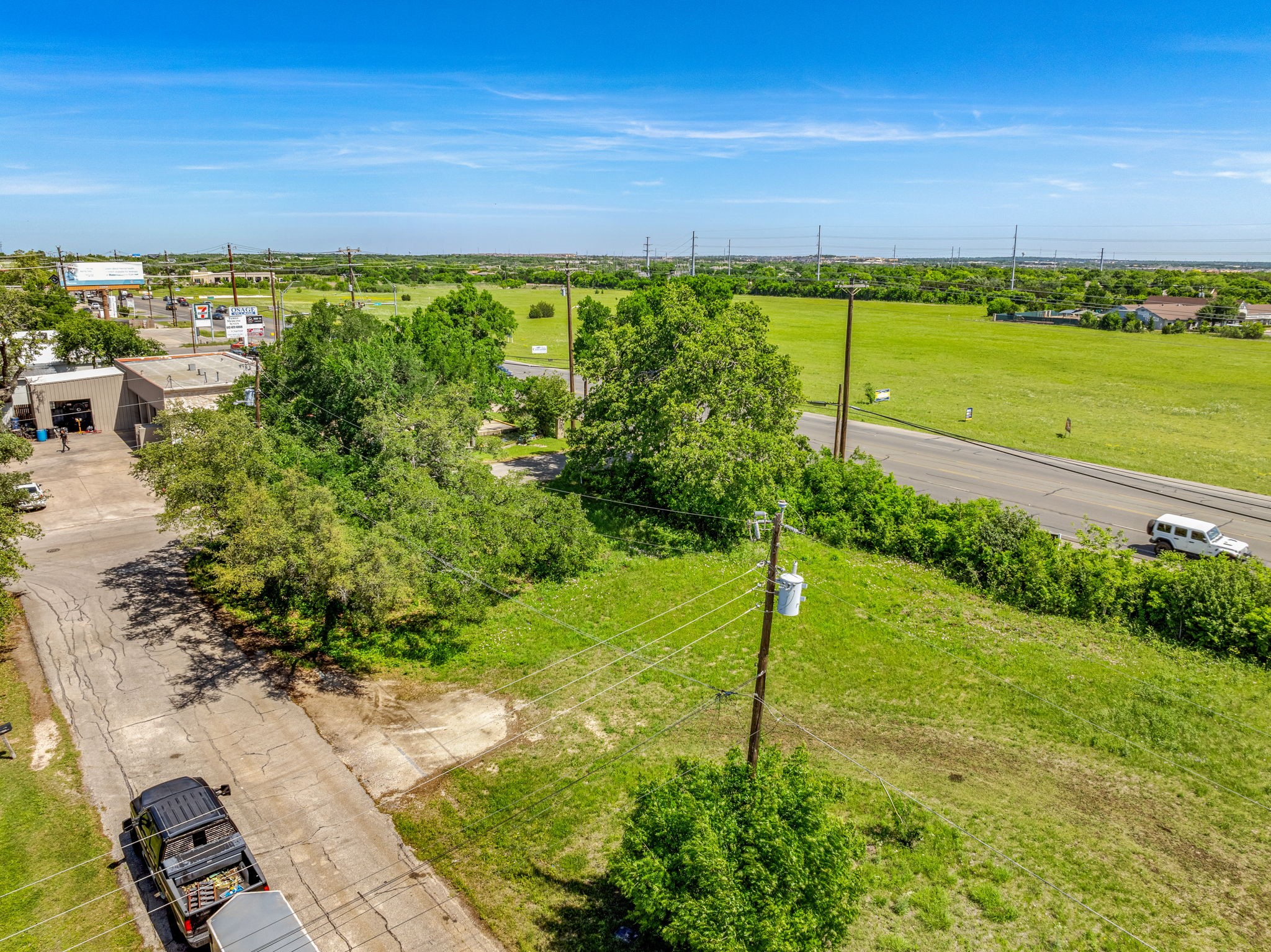 main property photo 6