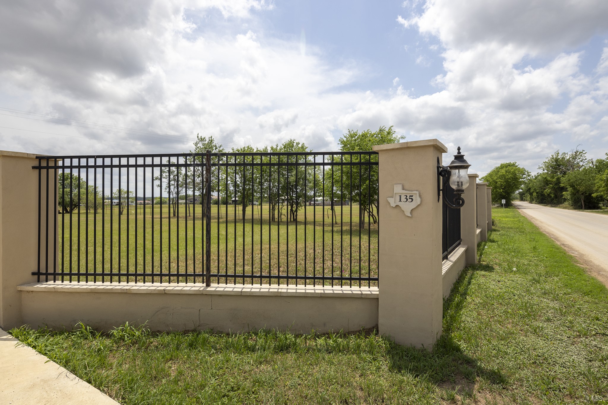 main property photo 38
