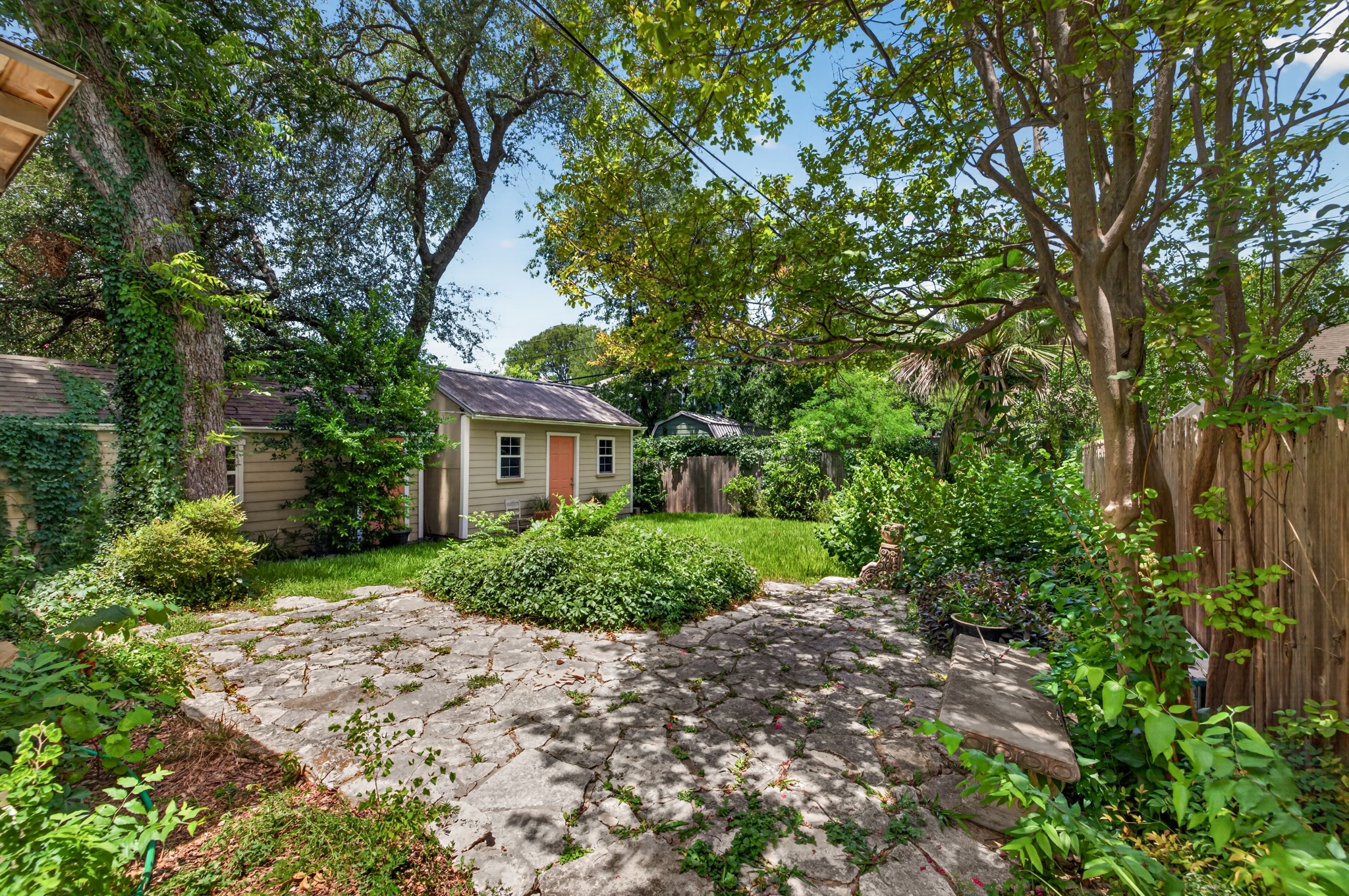 main property photo 26