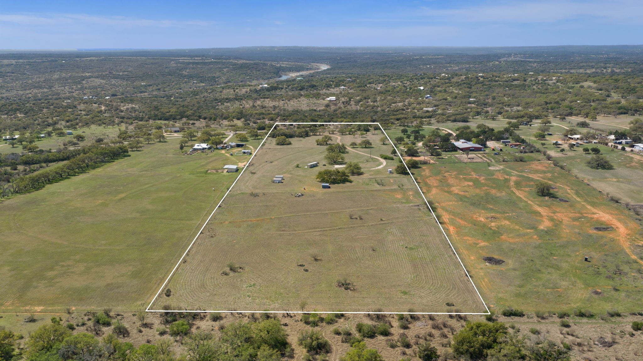 main property photo 37