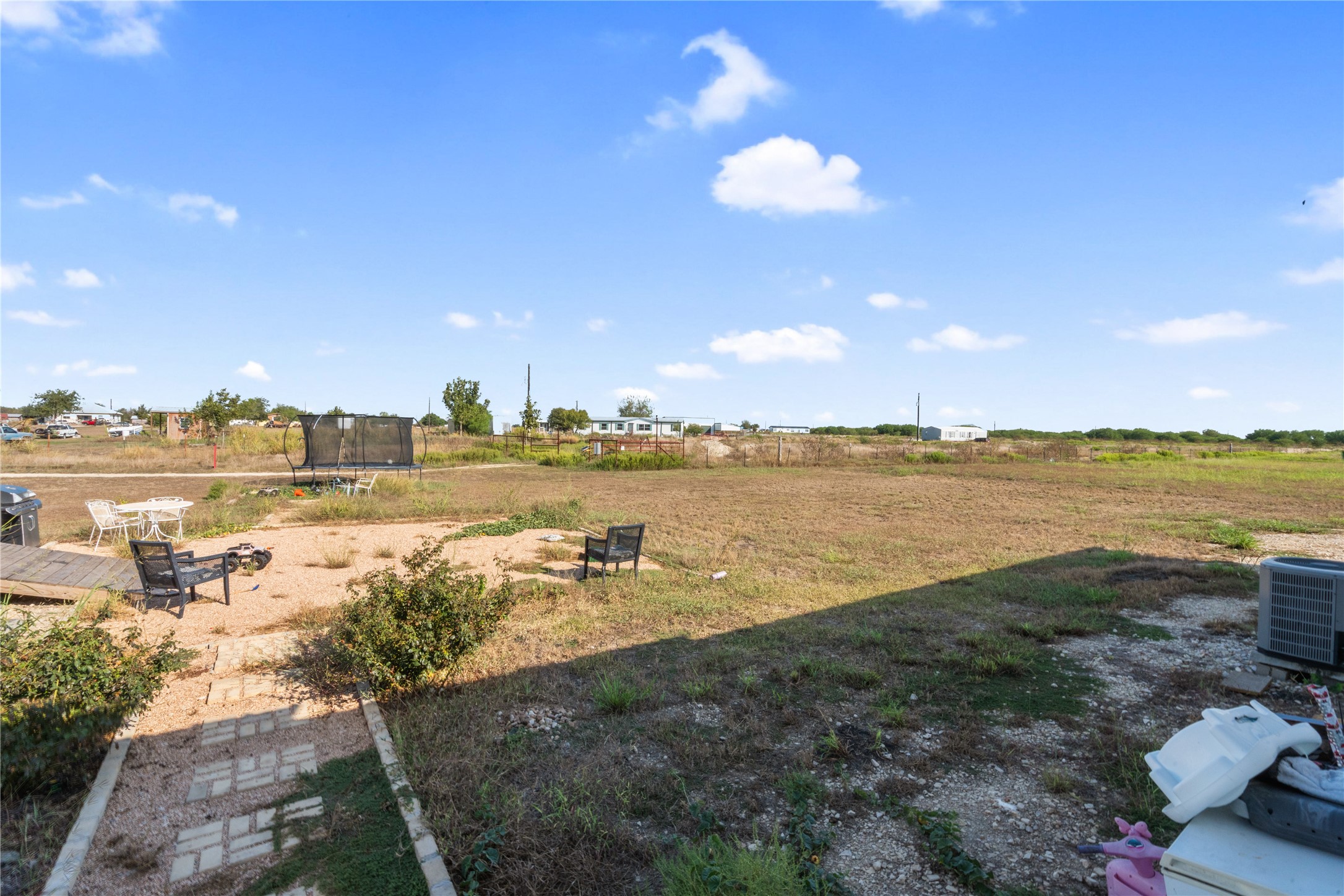 main property photo 20