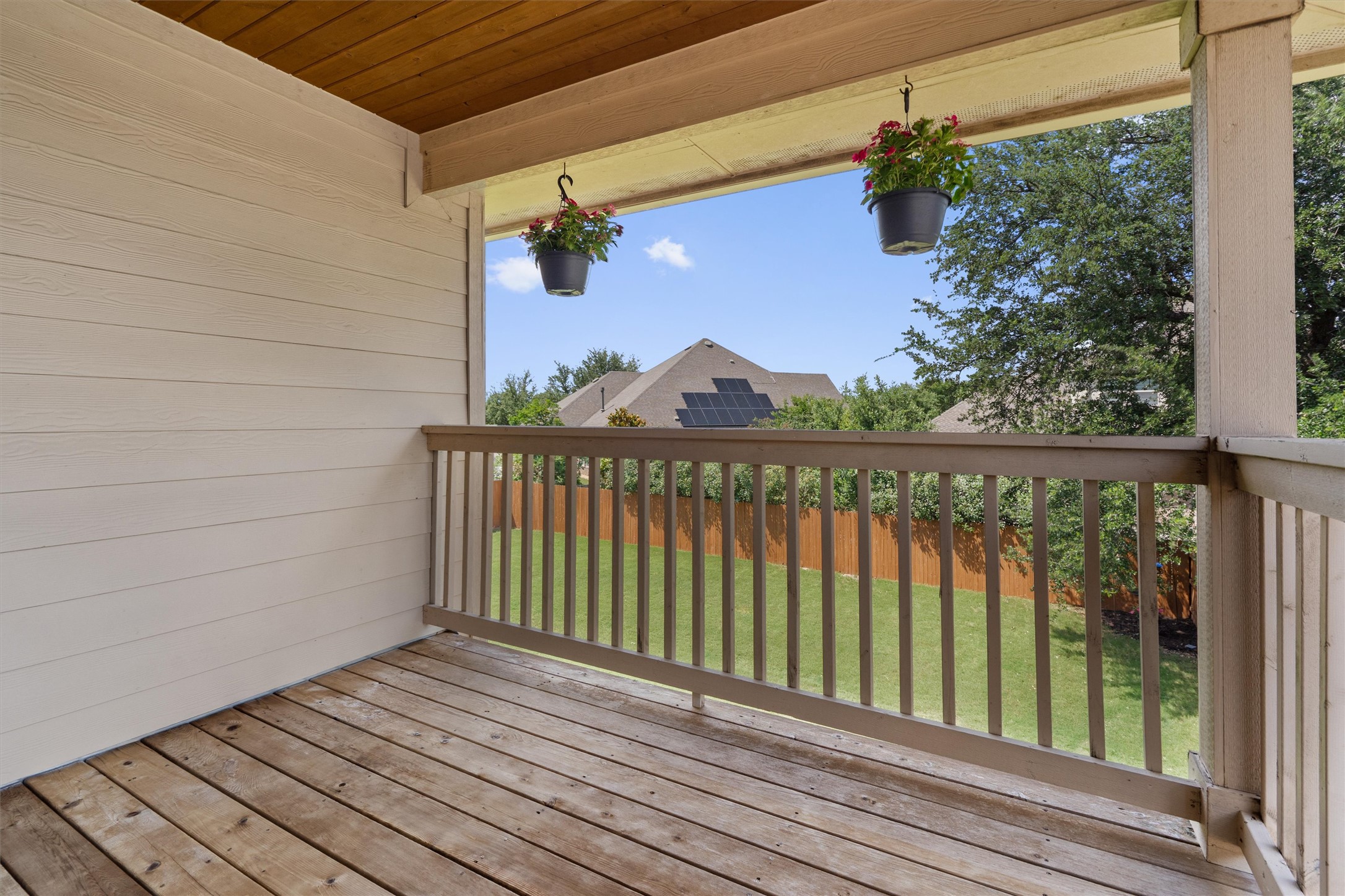 main property photo 22