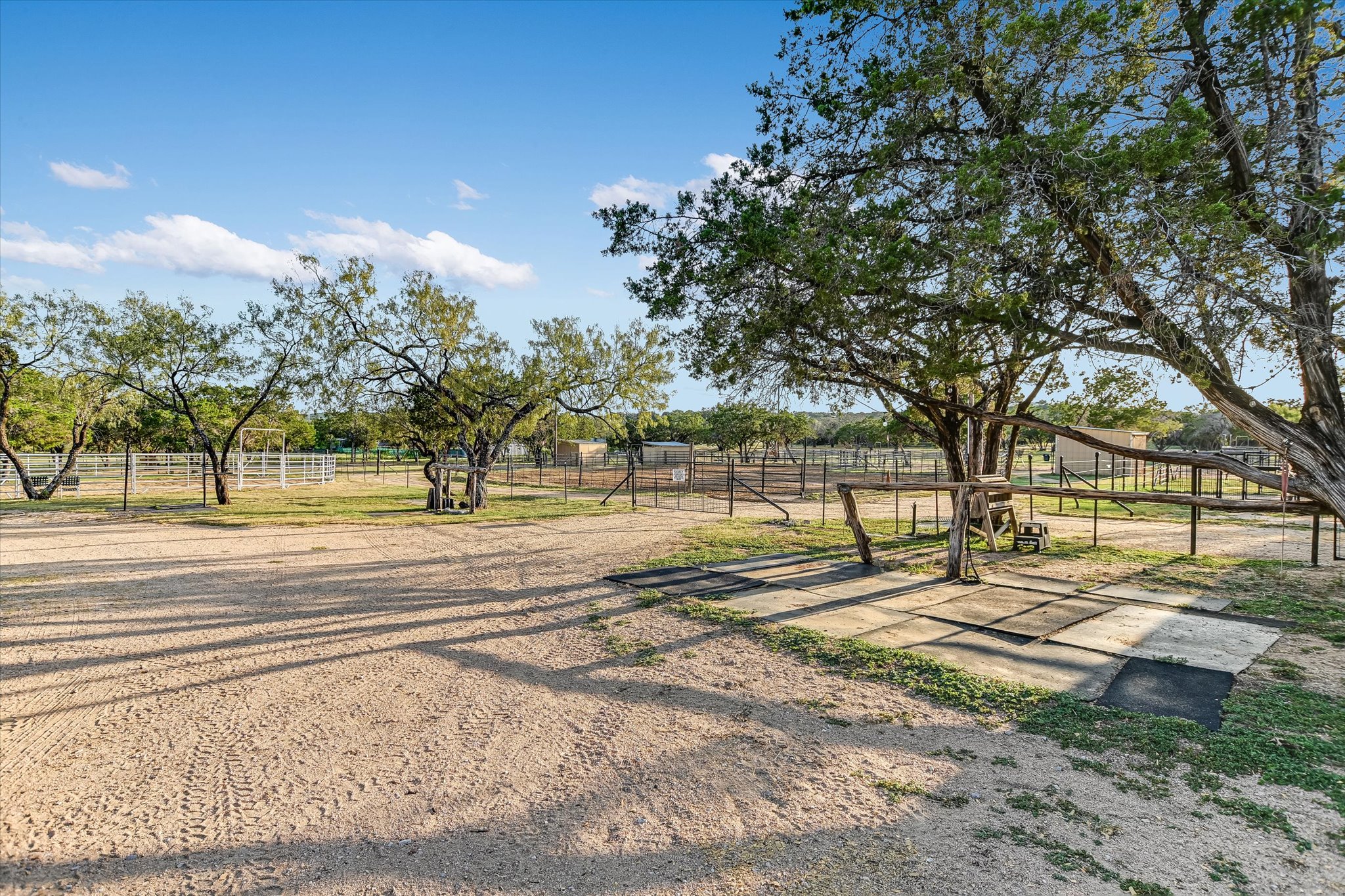 main property photo 35