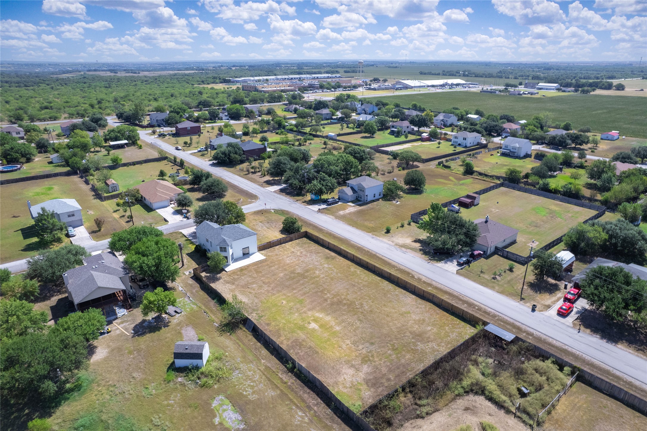 main property photo 38