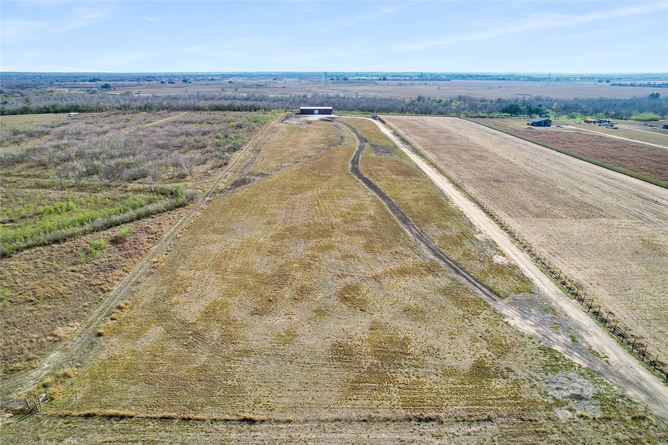 main property photo 9