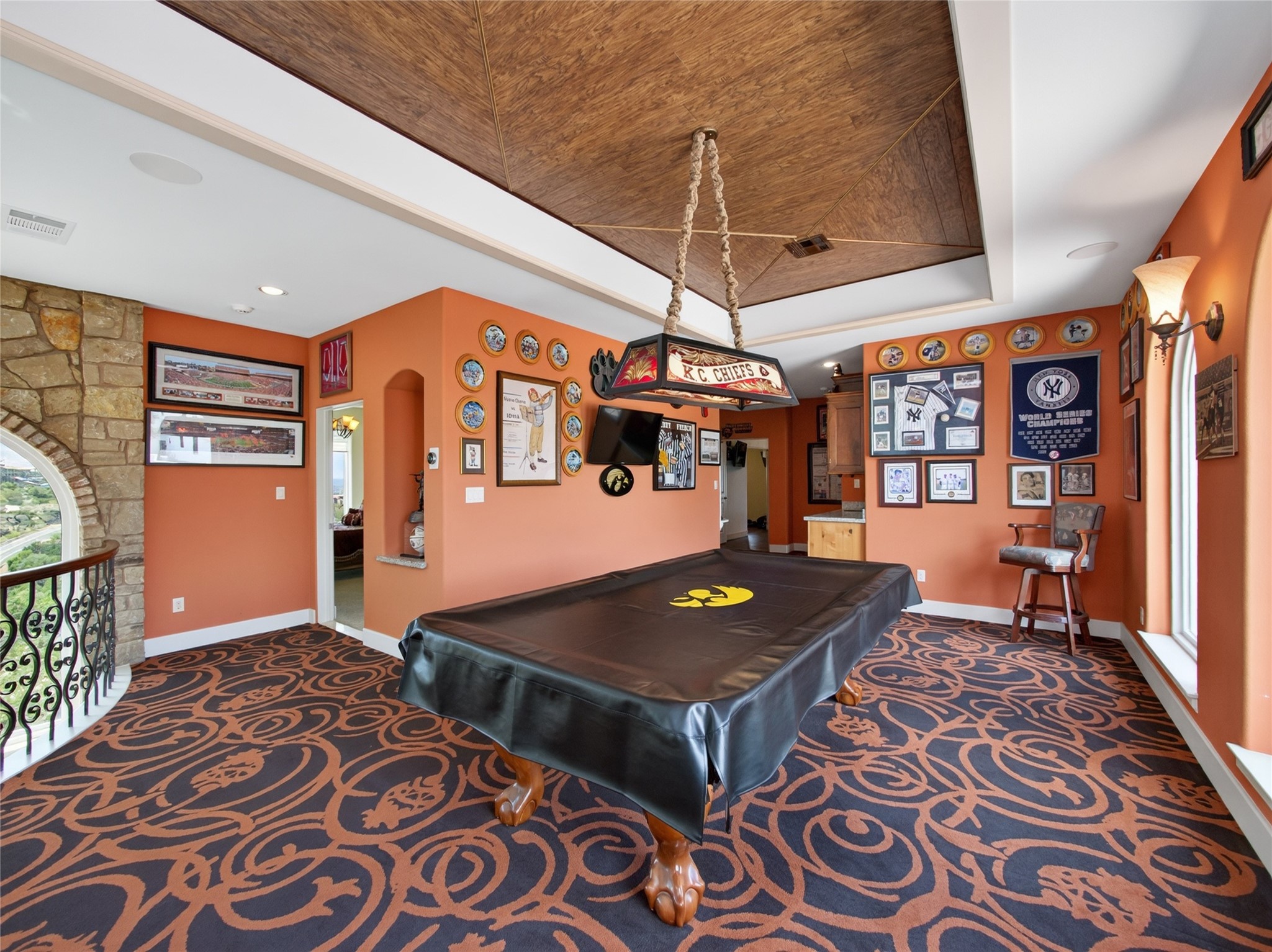 main property photo 19