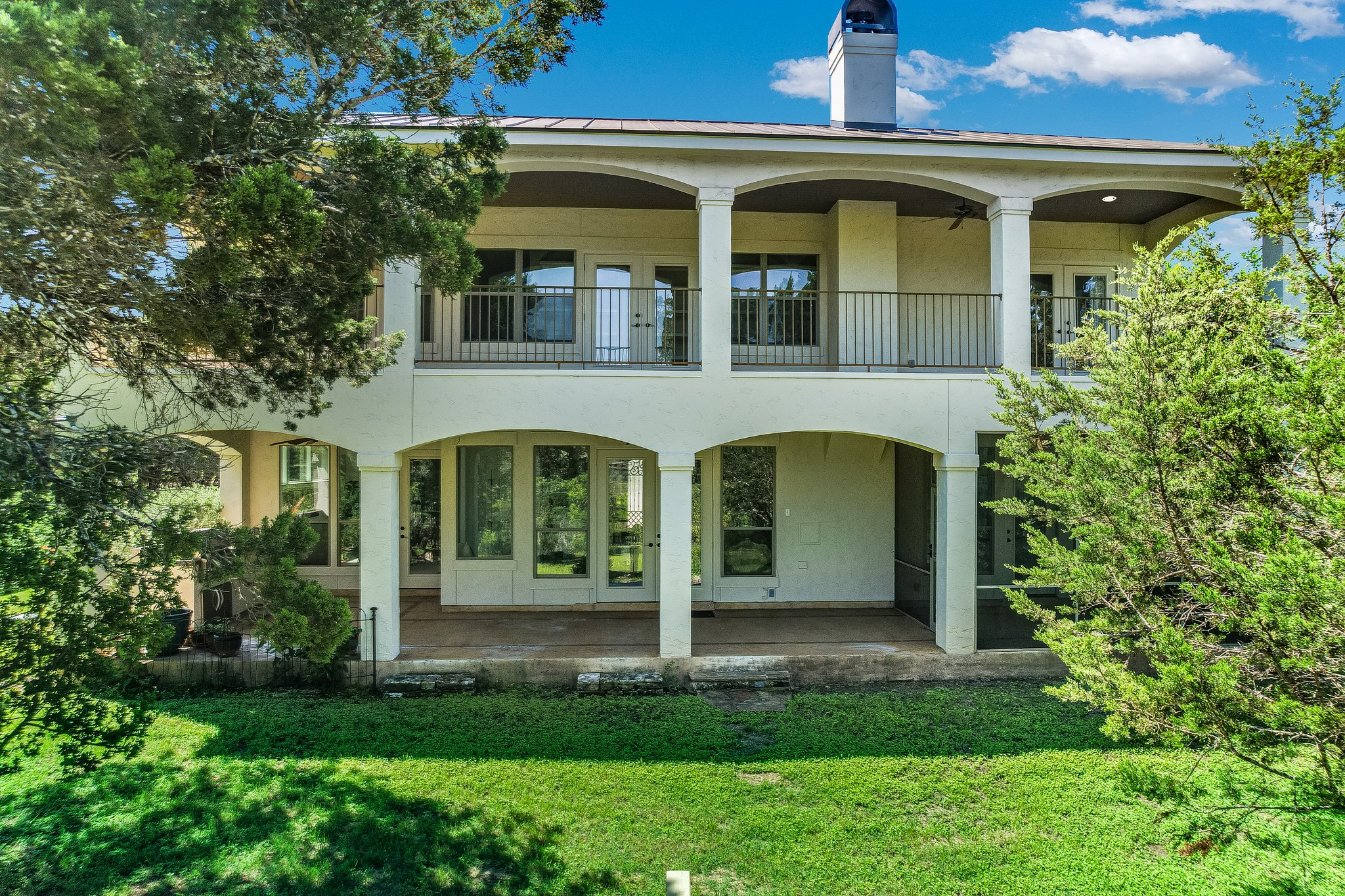 main property photo 27