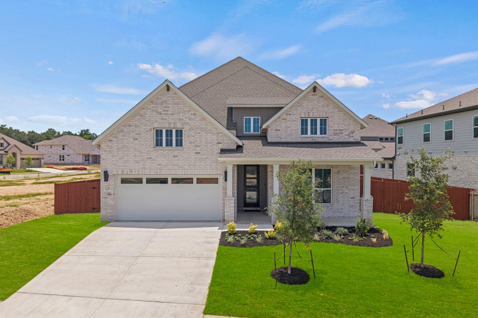 main property photo 2