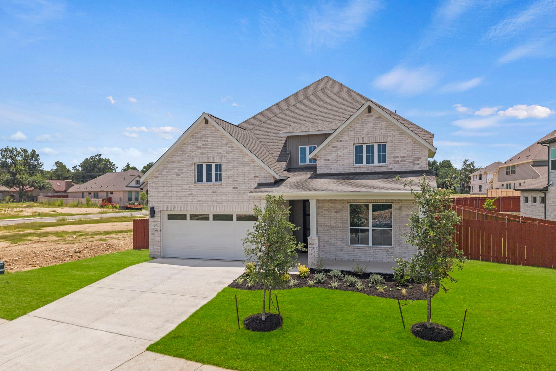main property photo 3