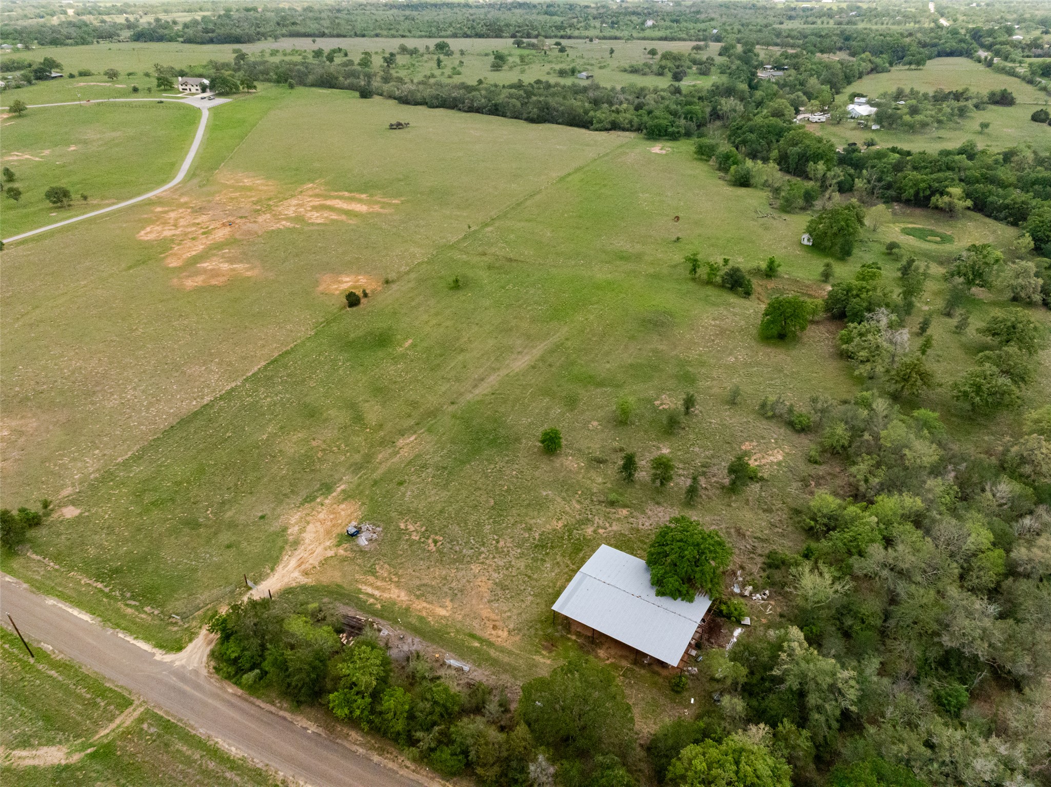main property photo 32