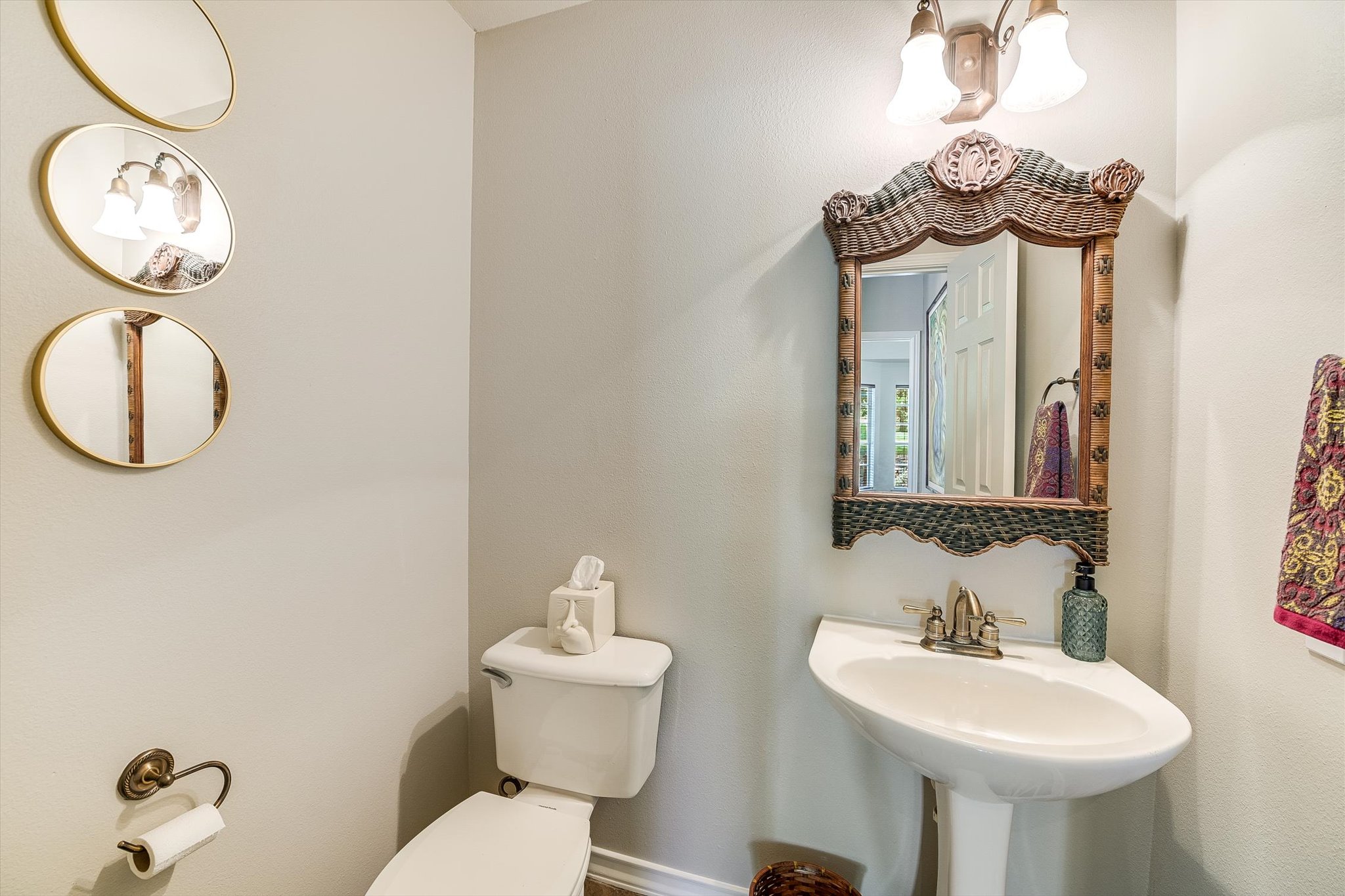 main property photo 34
