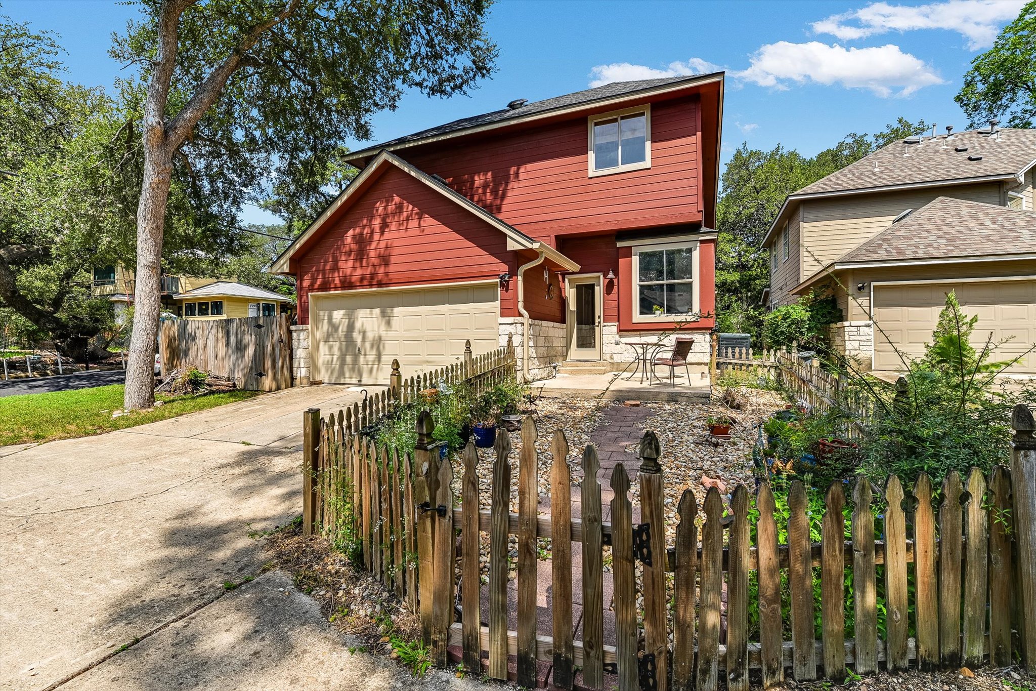 main property photo 36