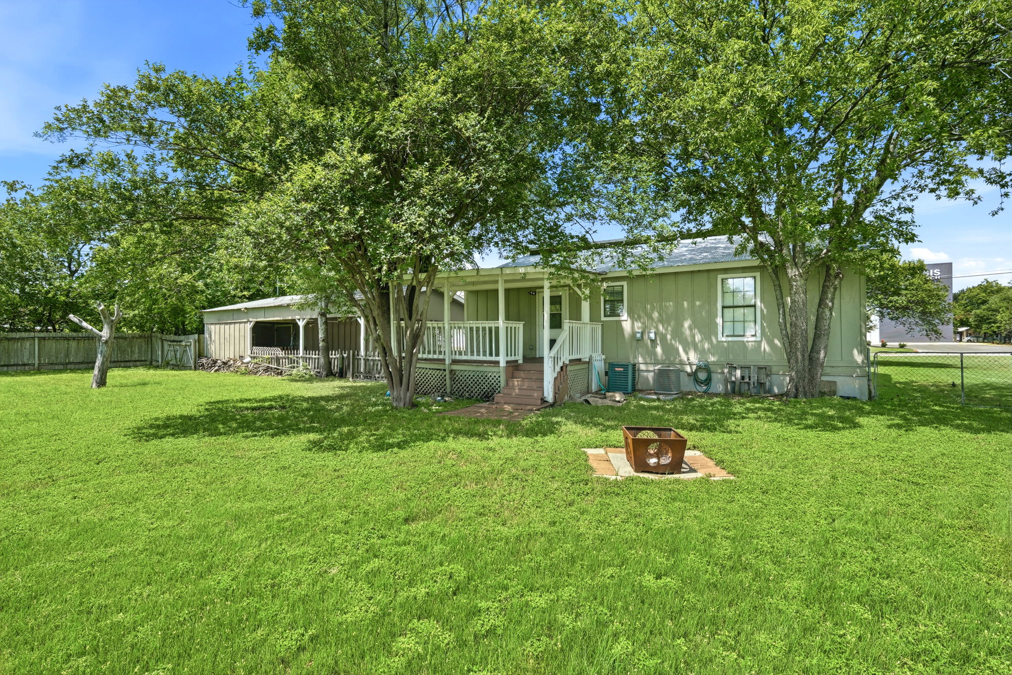 main property photo 20