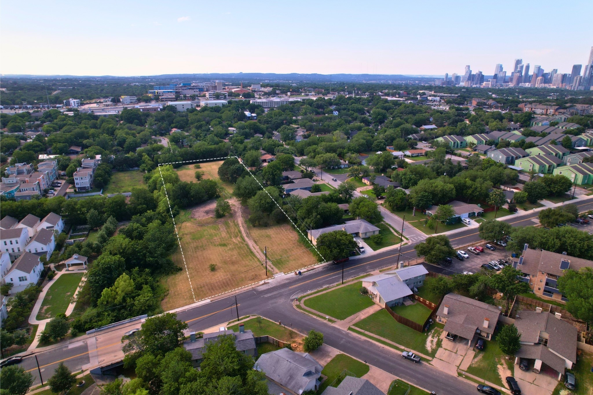 main property photo 16