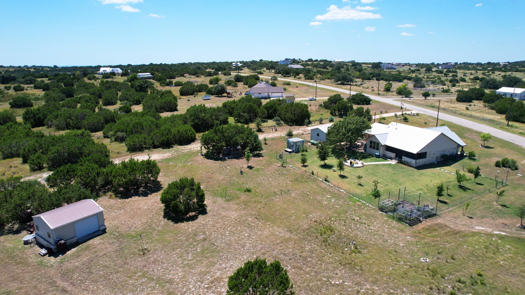 main property photo 24