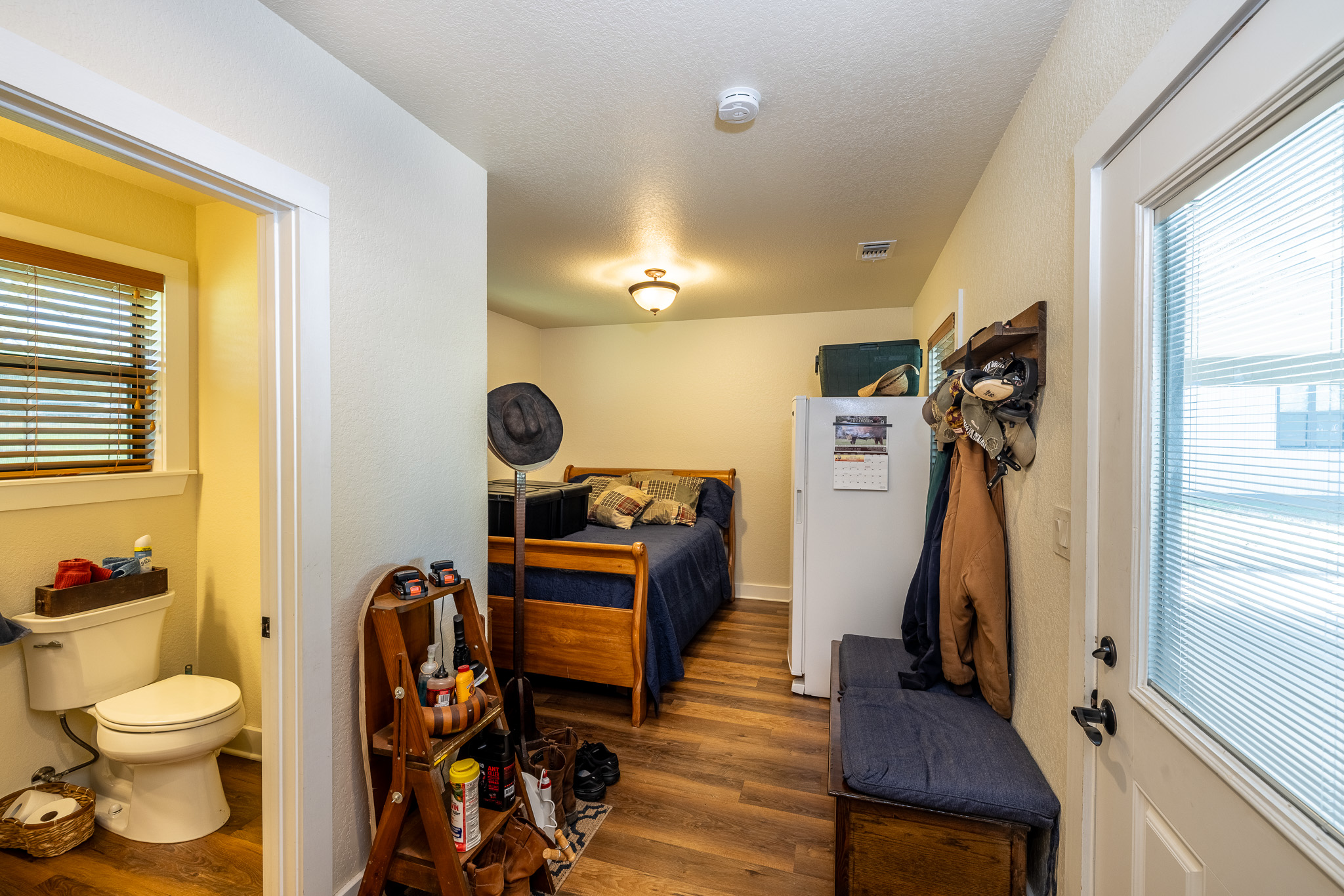 main property photo 22