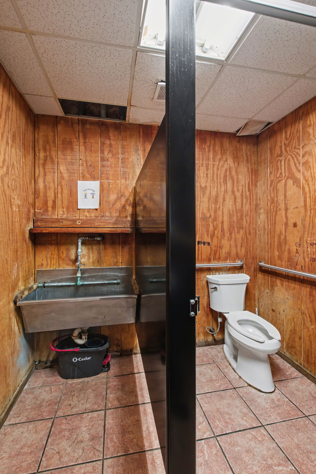 main property photo 27