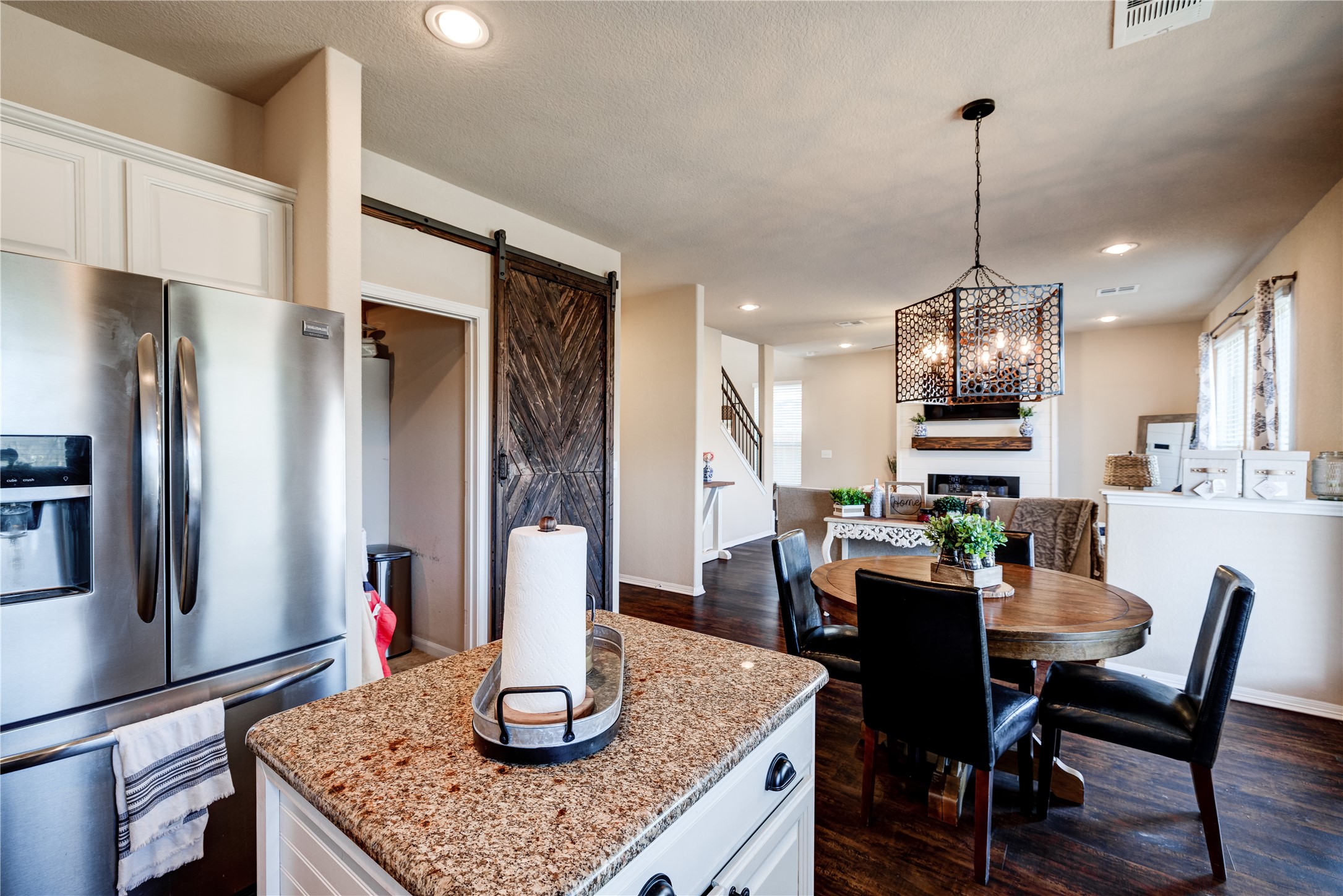 main property photo 17