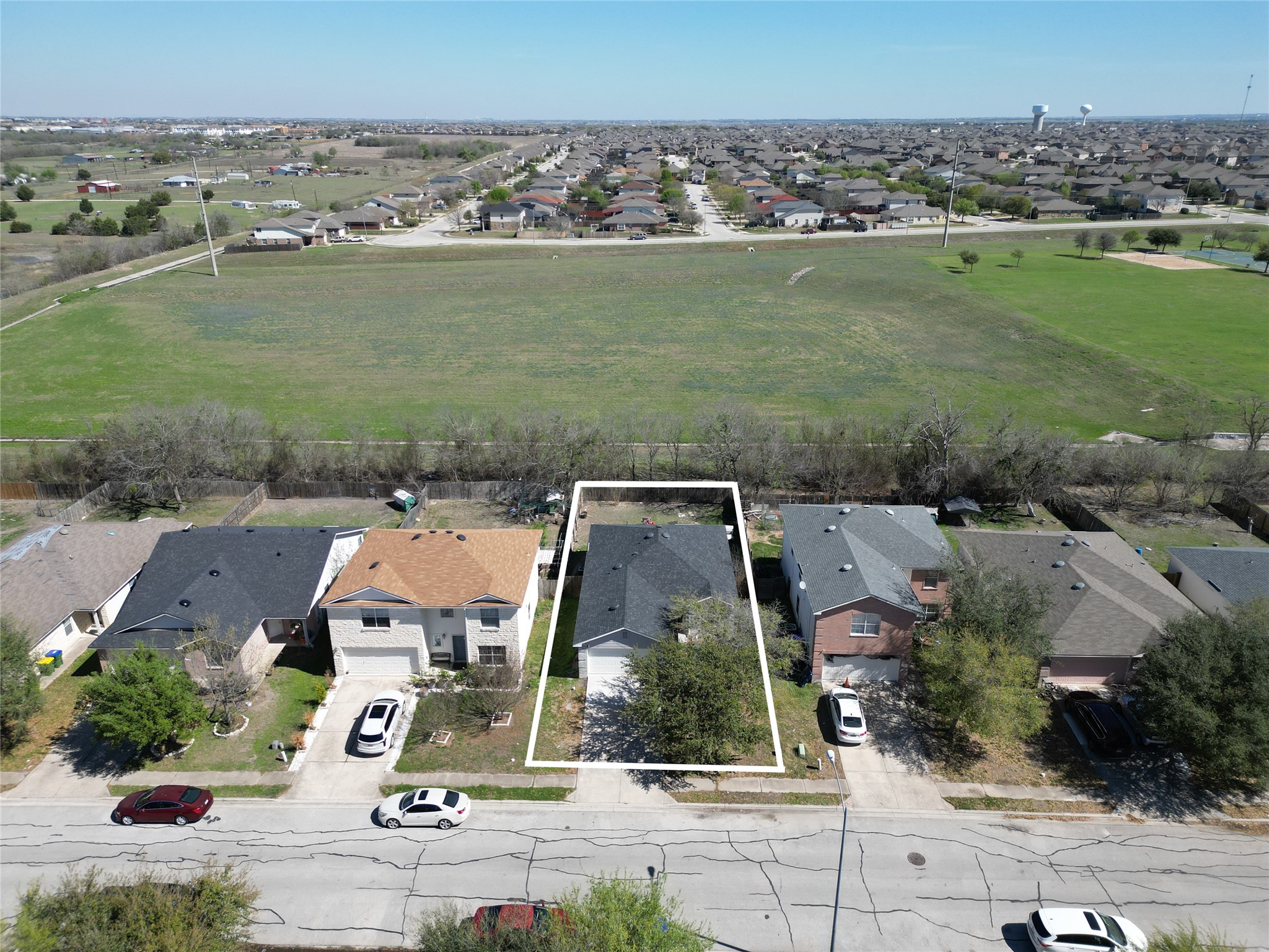 main property photo 3