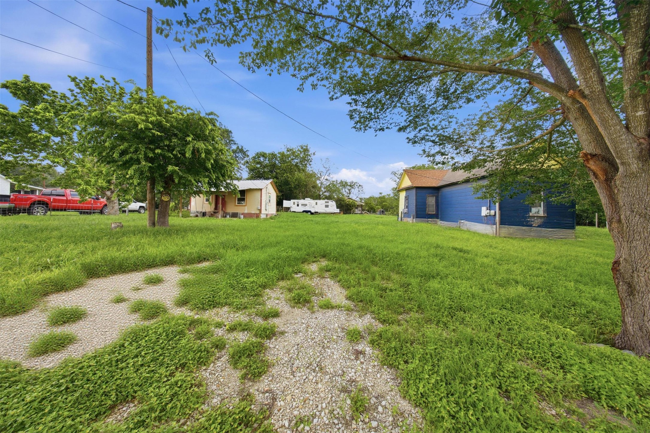 main property photo 21