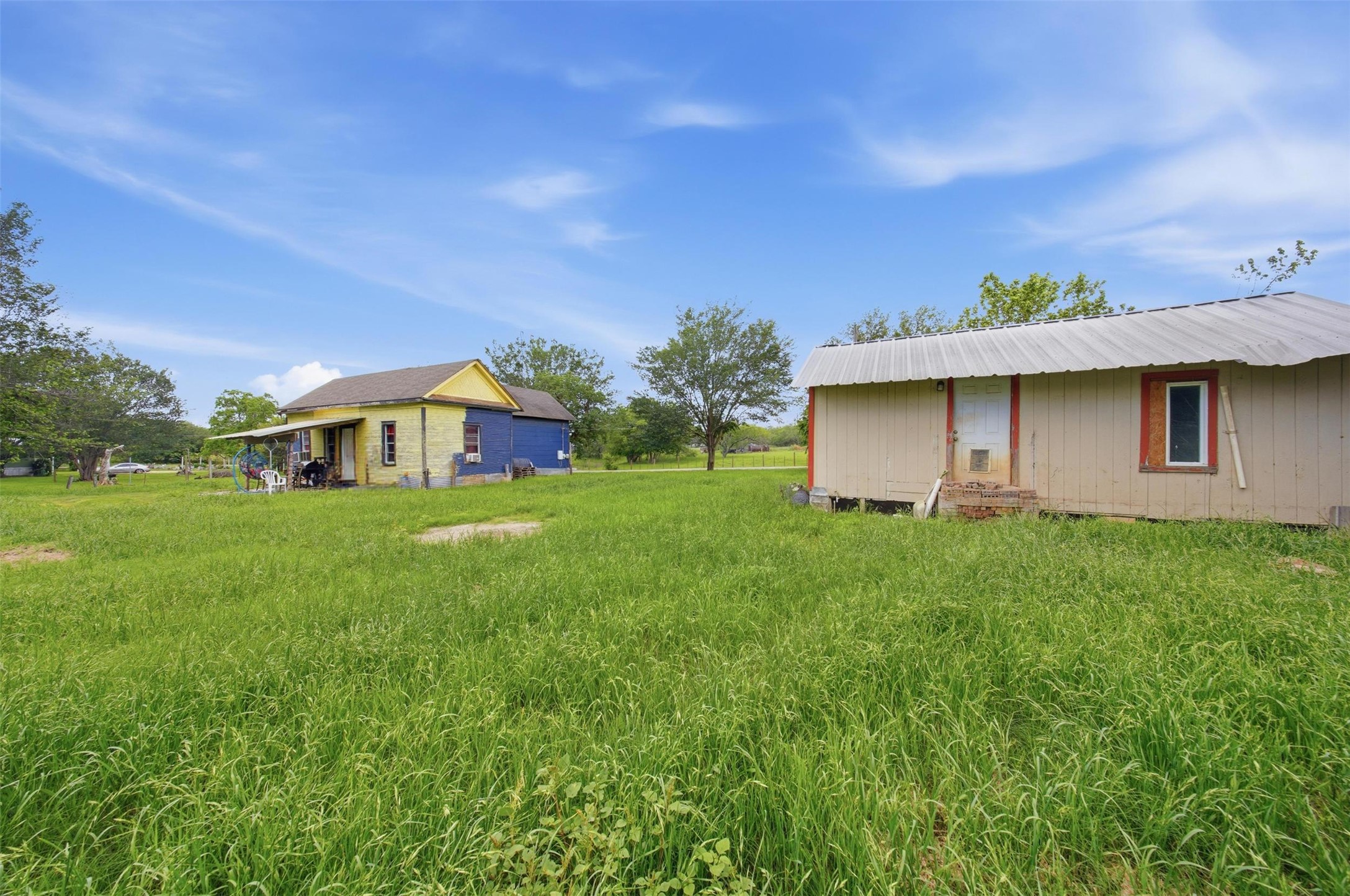 main property photo 29