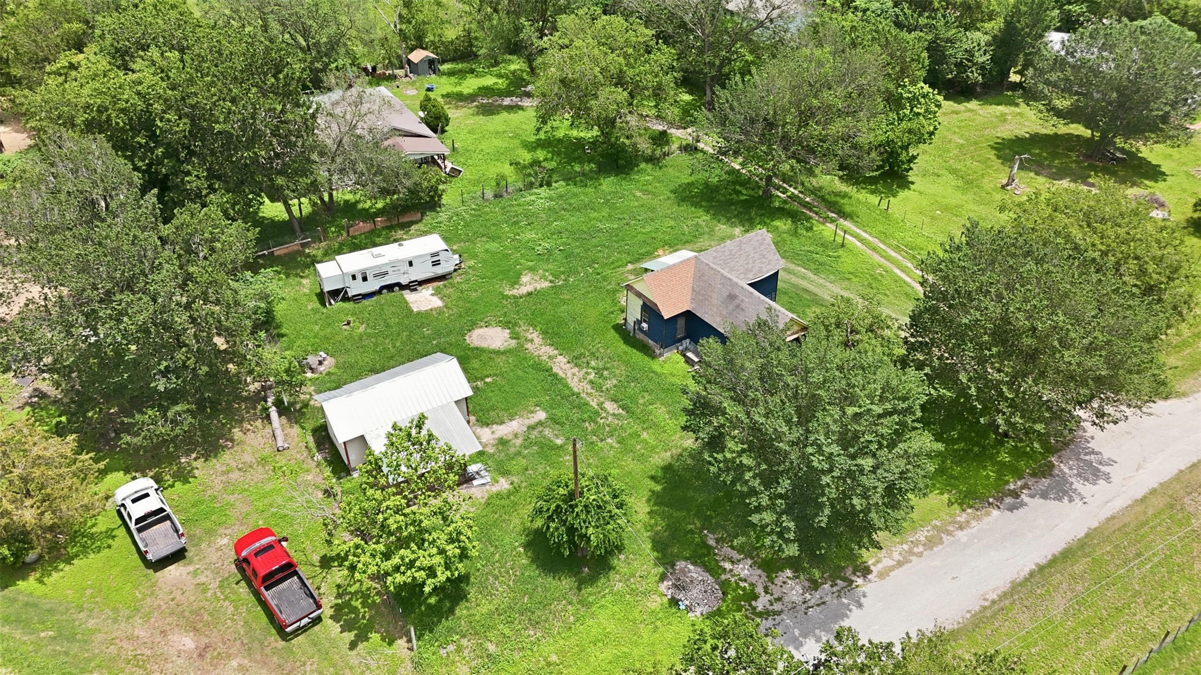 main property photo 4