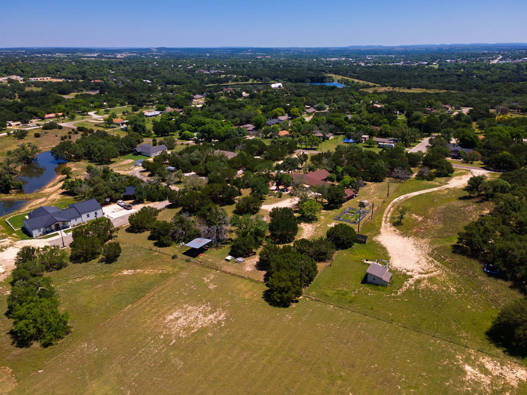 main property photo 38