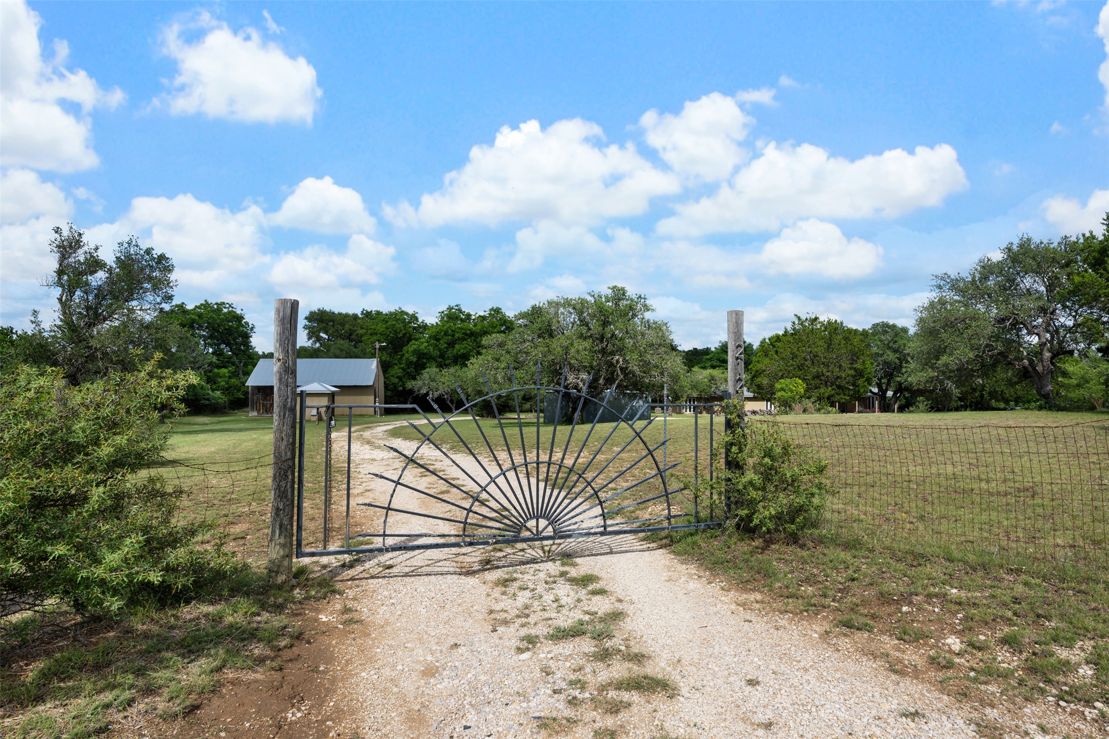 main property photo 35