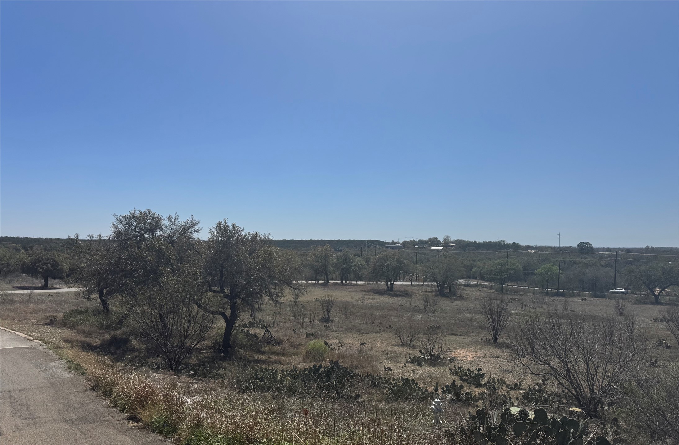 main property photo 9