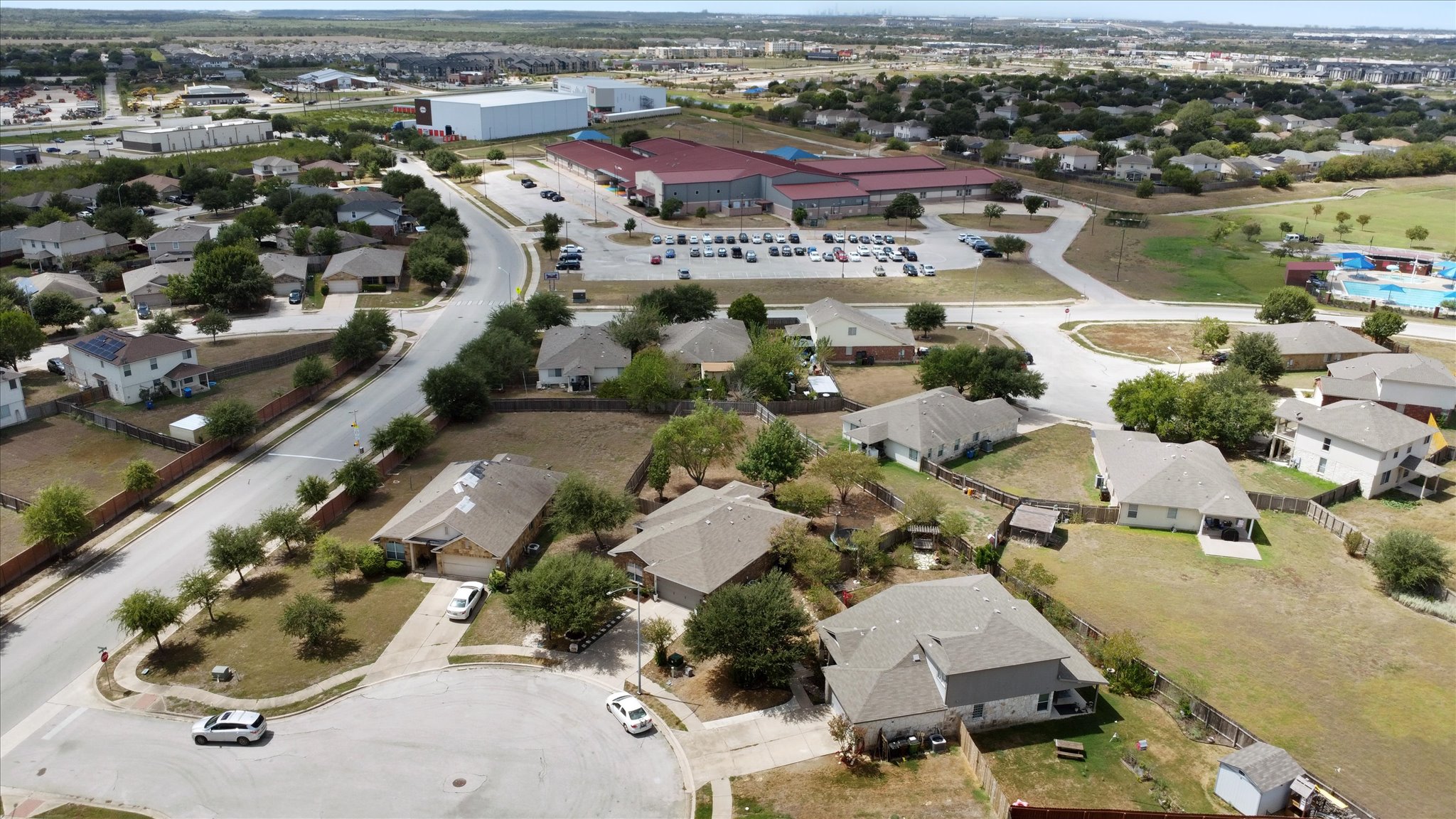 main property photo 32