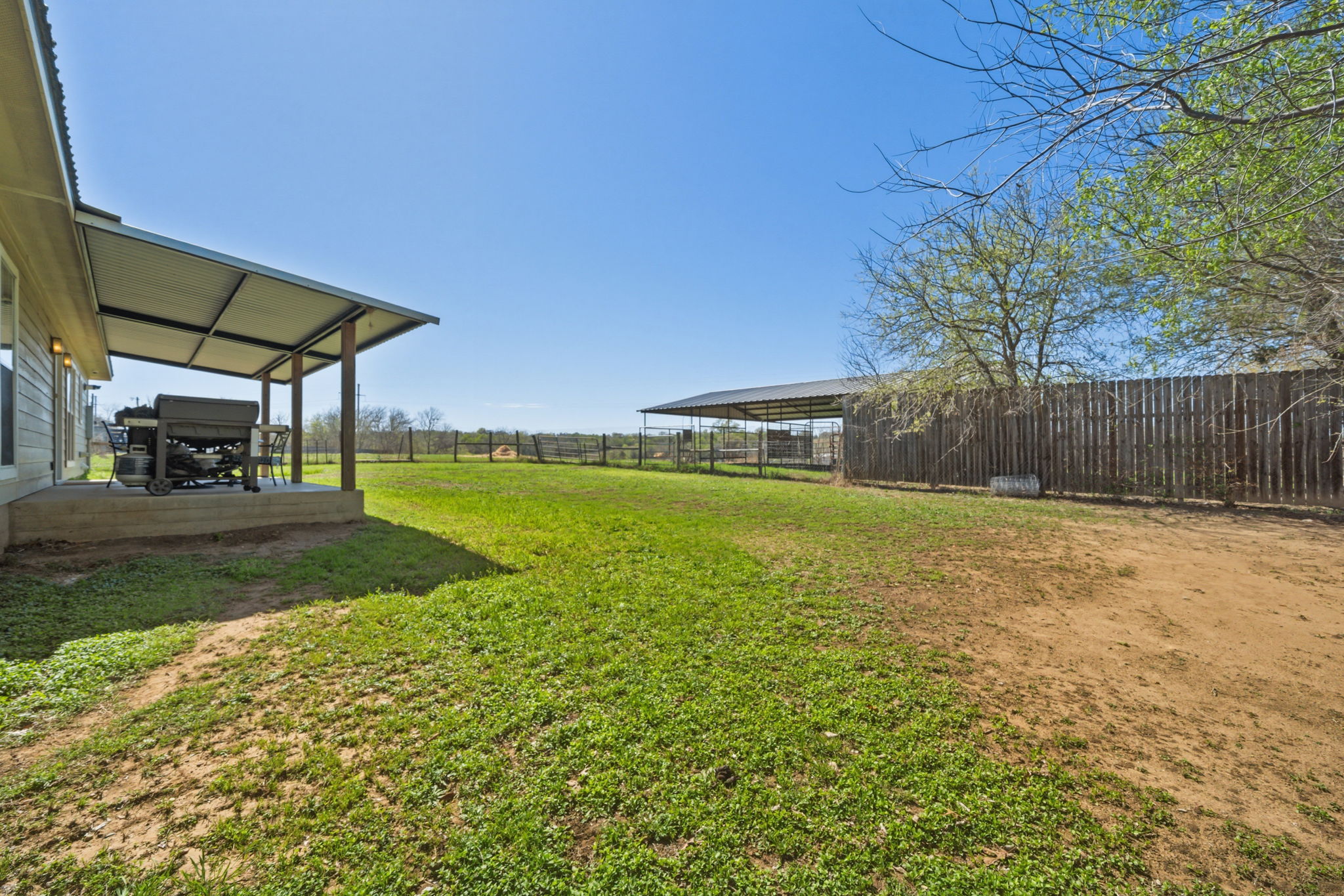 main property photo 22