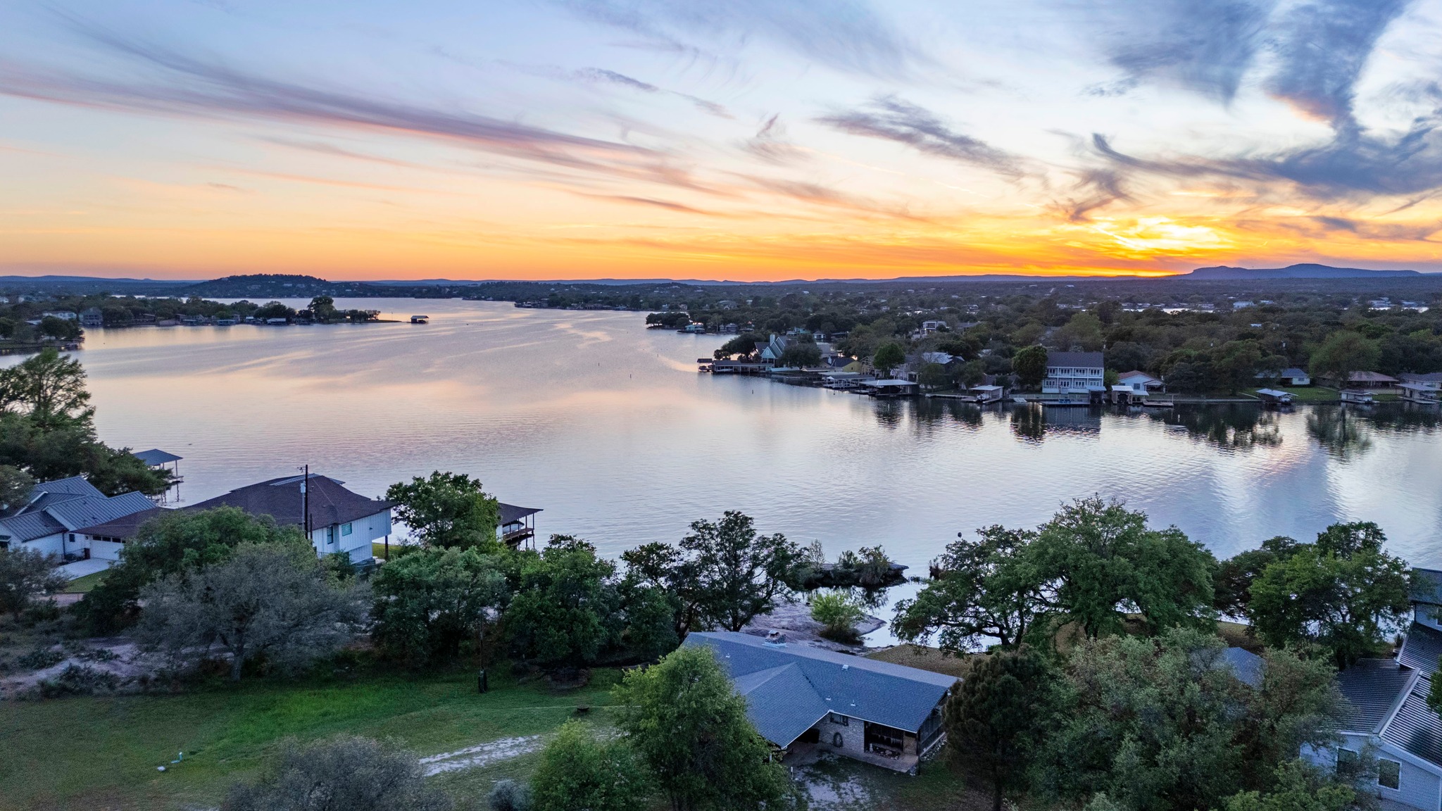 main property photo 29